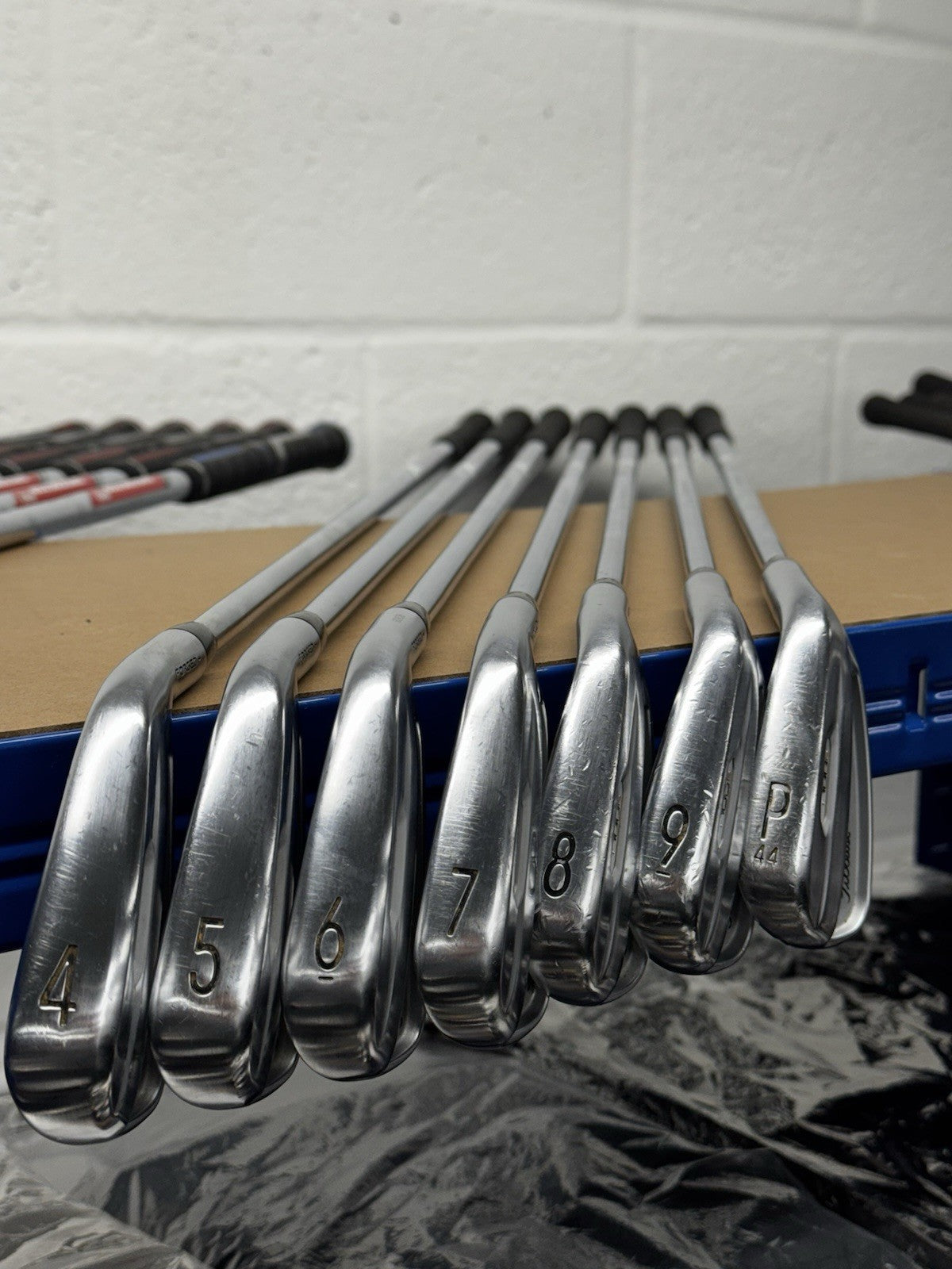 Titleist T100s Iron Set 4-PW Project X LZ 115g Regular Flex Shafts