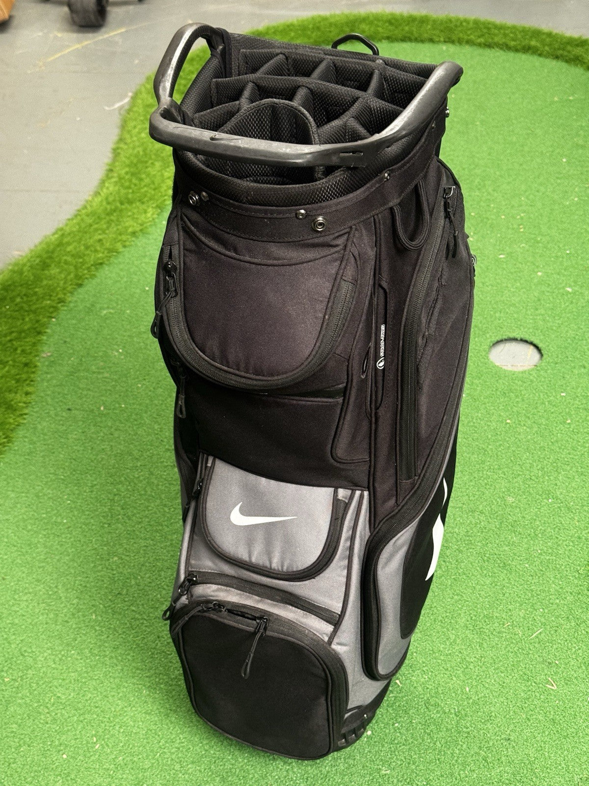Nike Golf Lightweight Cart Bag