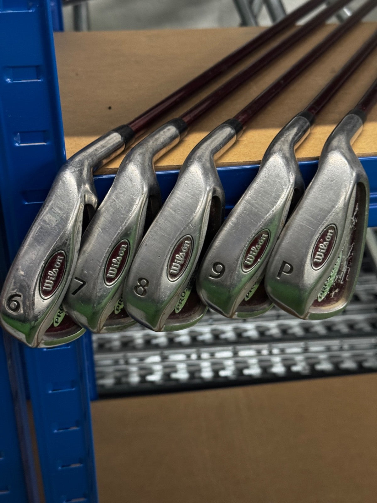 Wilson Iron Set Pro Staff 6-Pw Graphite Regular Shaft *used*