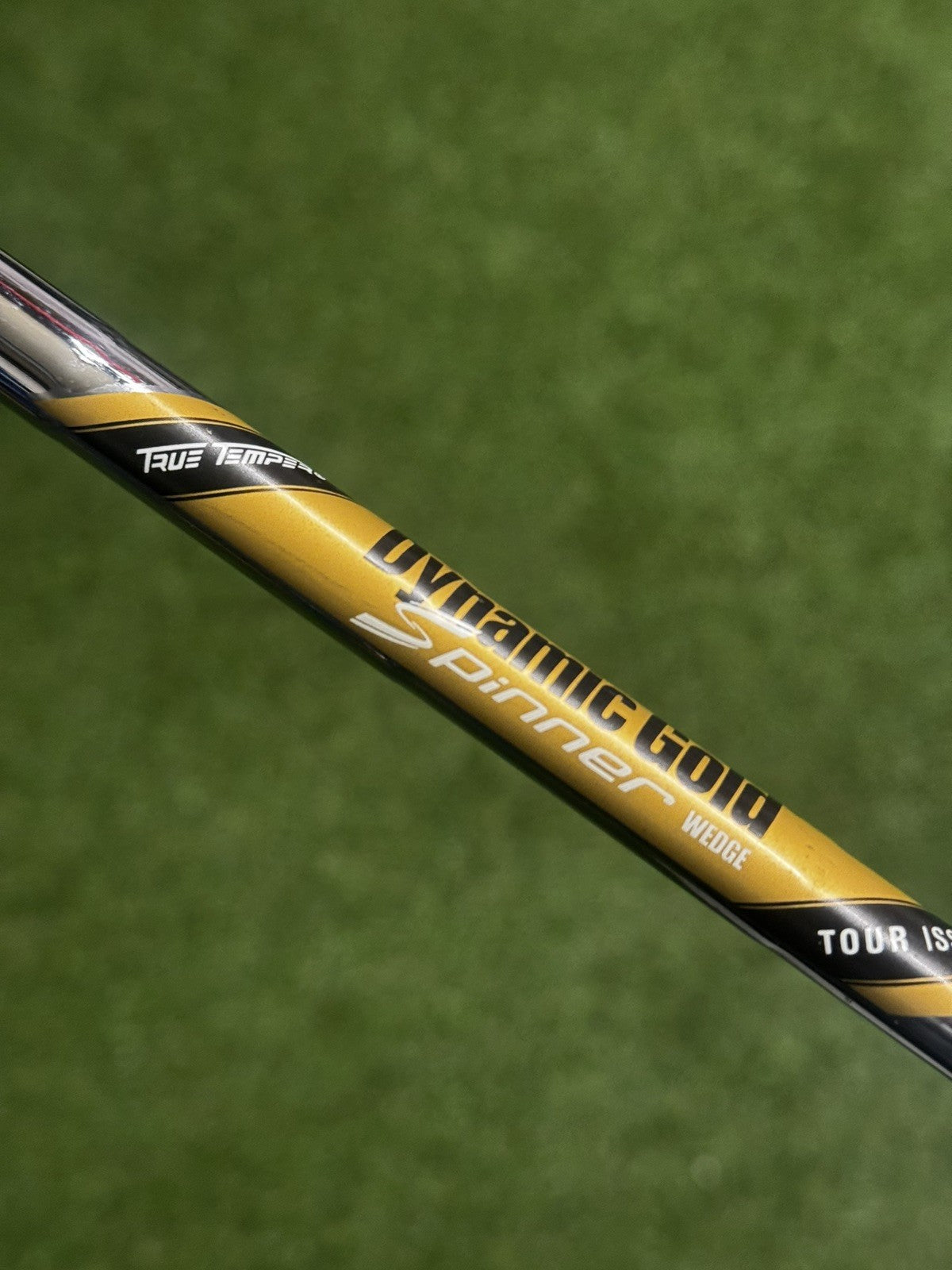 Cleveland RTX 6 Zipcore Sand Wedge 54 Degree Wedge Flex Dynamic Gold Shaft