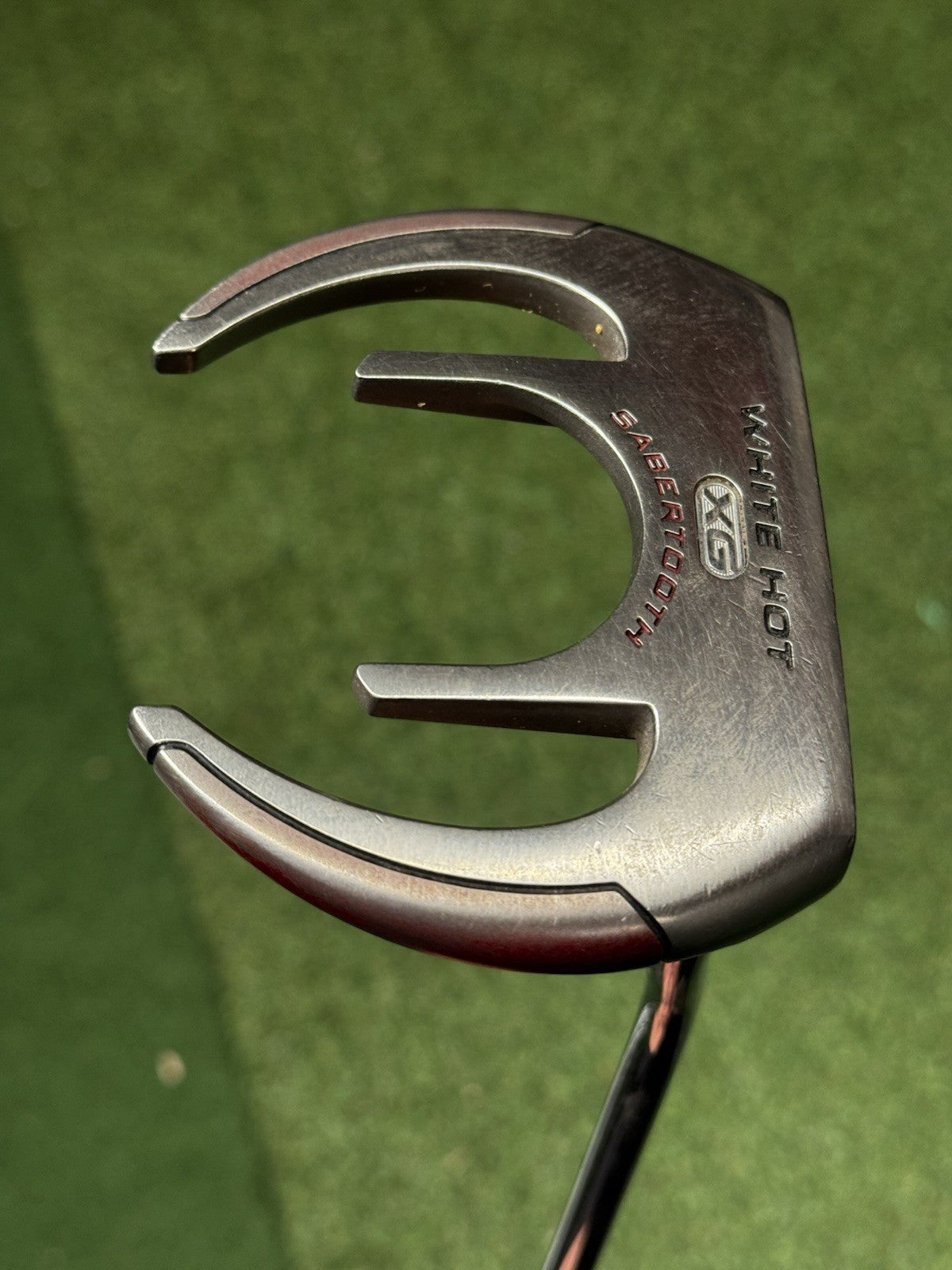 Odyssey White Hot XG Sabertooth Putter 34 Inch