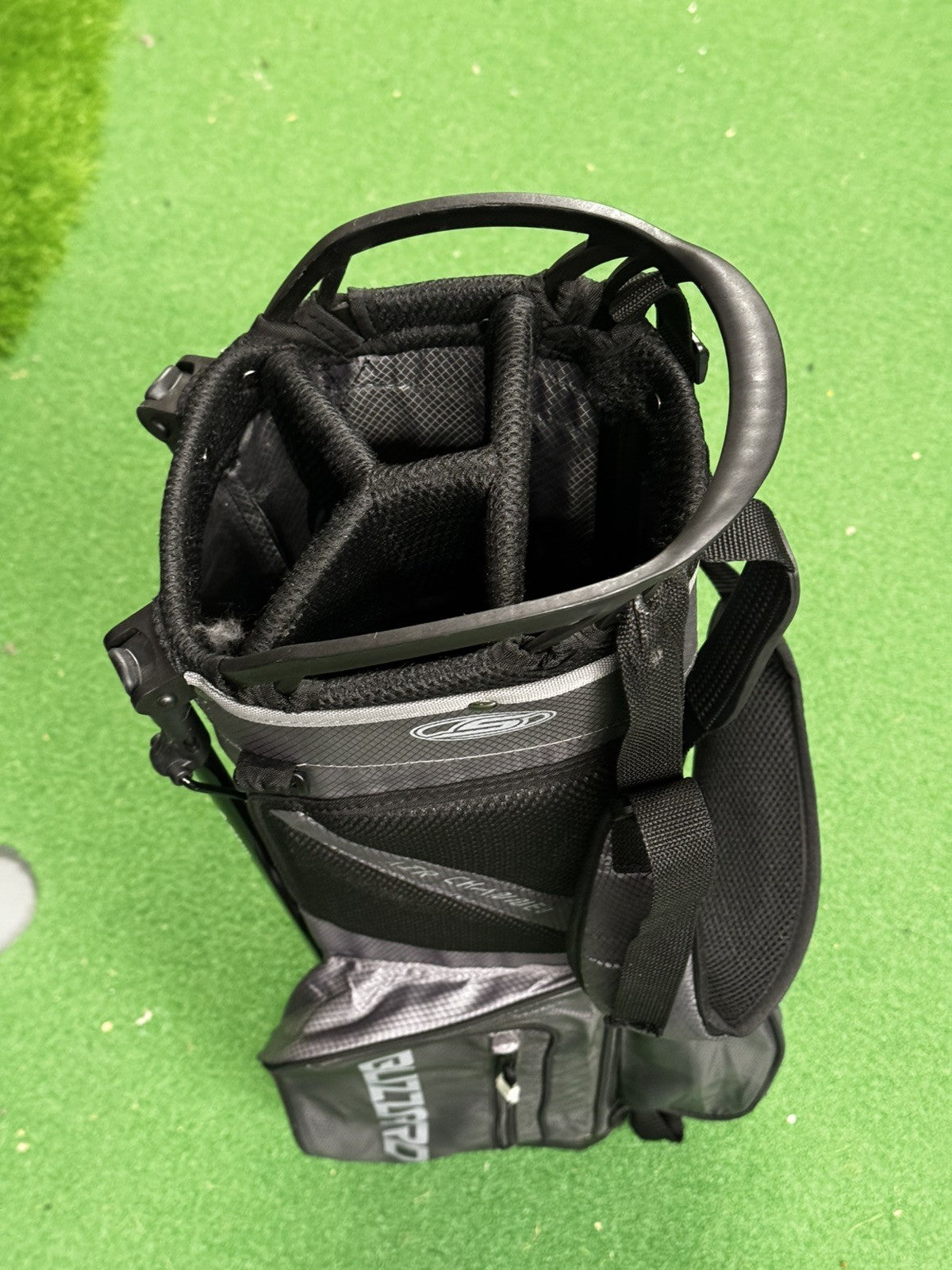 Skymax Blizzard Lightweight Stand Carry Golf Bag 