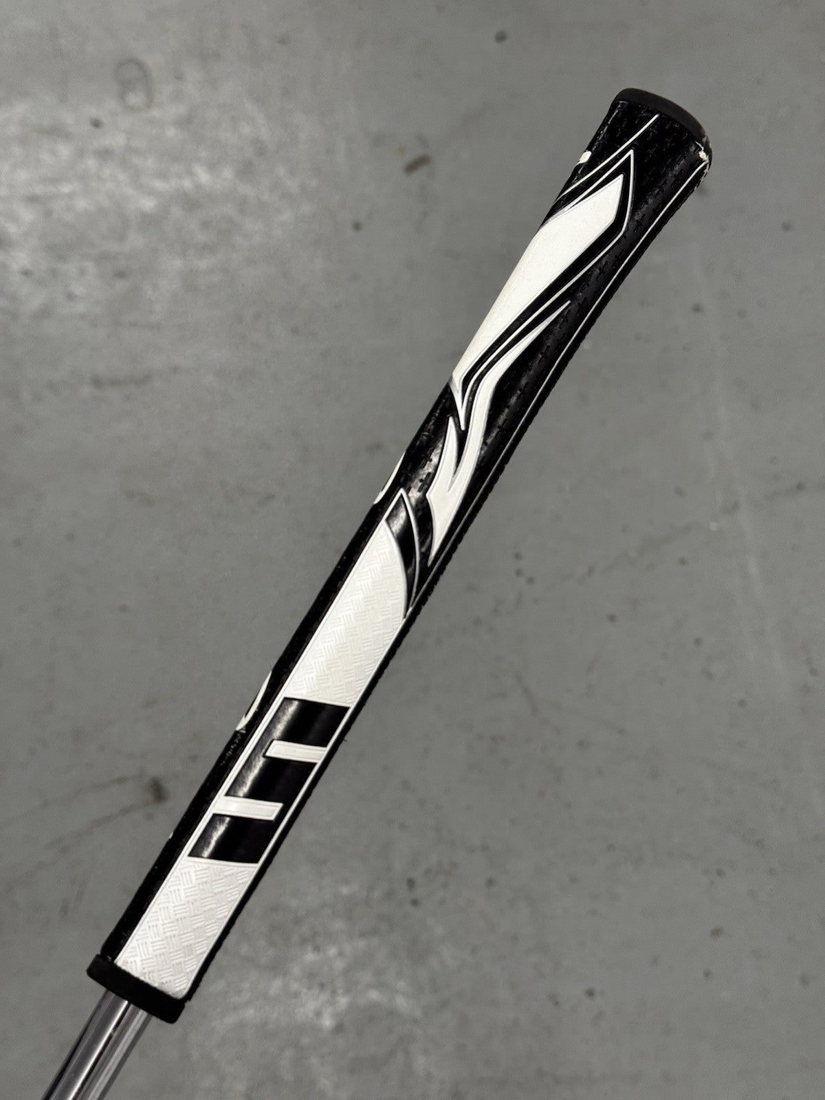 Odyssey Metal-X 8 Putter 34 Inch Superstroke Grip