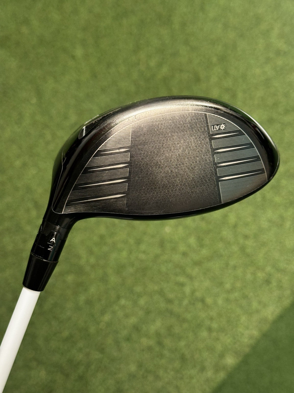 Titleist TSi2 Driver 10 Degree X Stiff Flex Fujikora Atmos Tour Spec Shaft