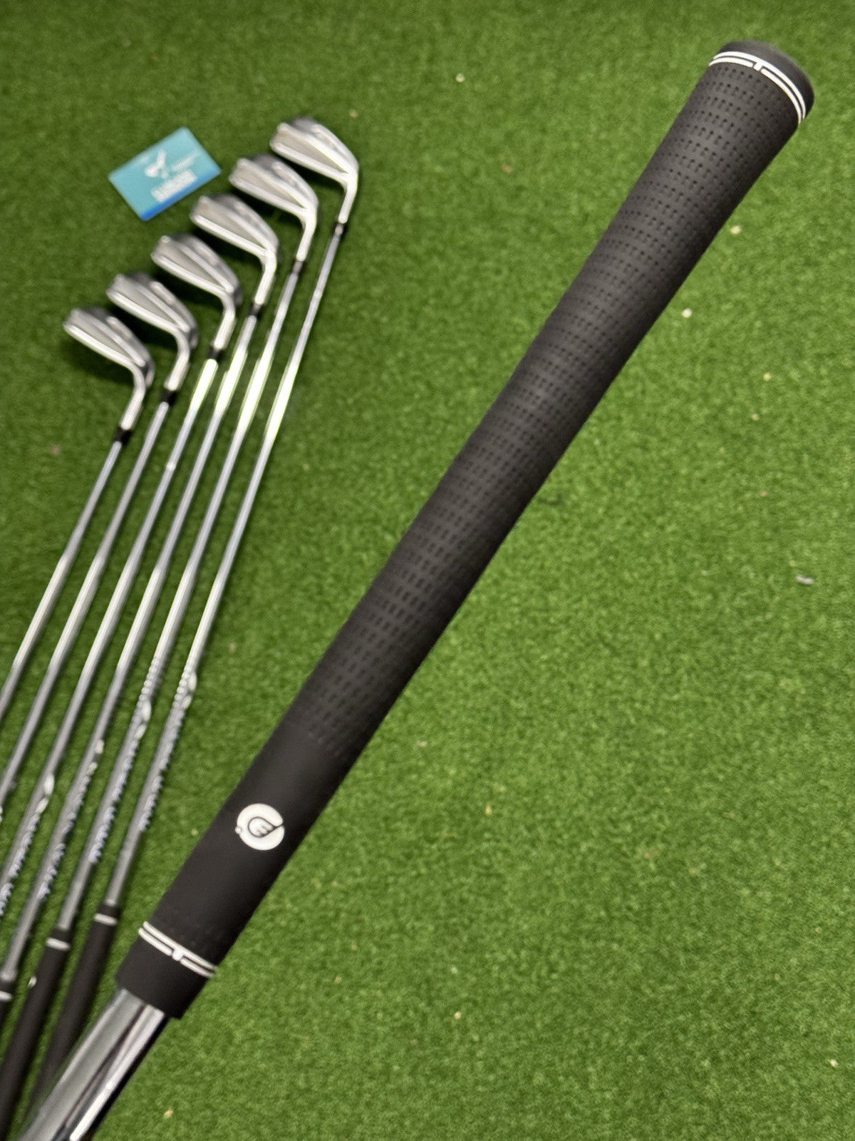 Titleist T100s Iron Set 4-PW Project X LZ 115g Regular Flex Shafts