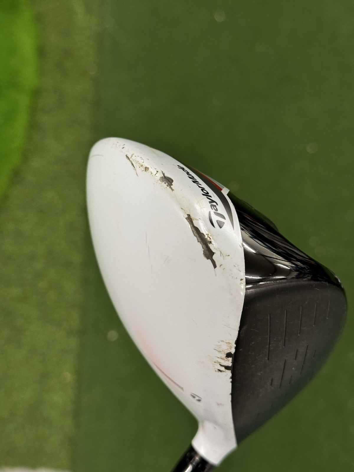 Left Hand Taylormade R15 Driver 9.5 Degree Stiff Fujikura Speeder Evolution