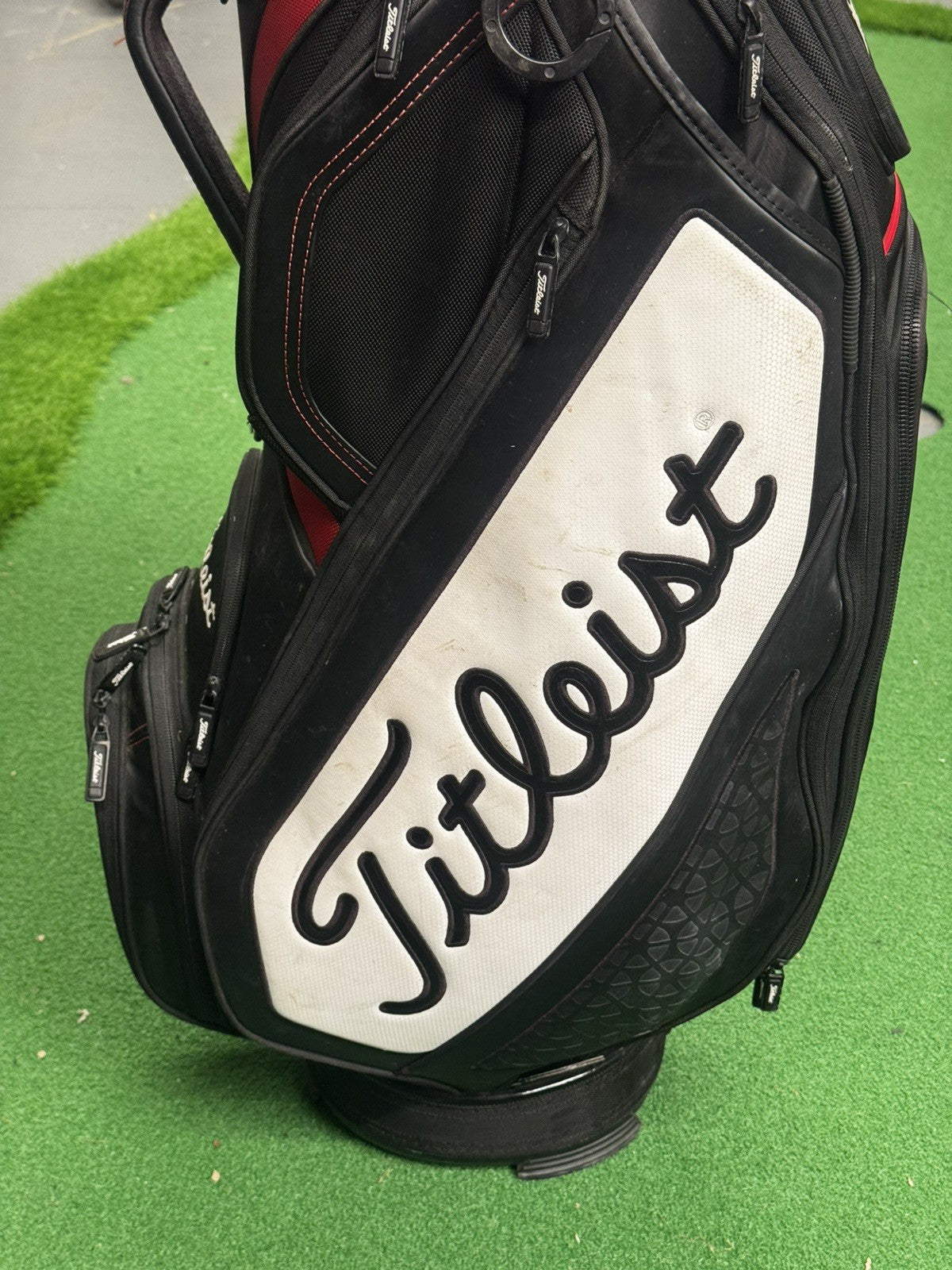 Titleist Midsize Tour Cart Trolley Golf Bag