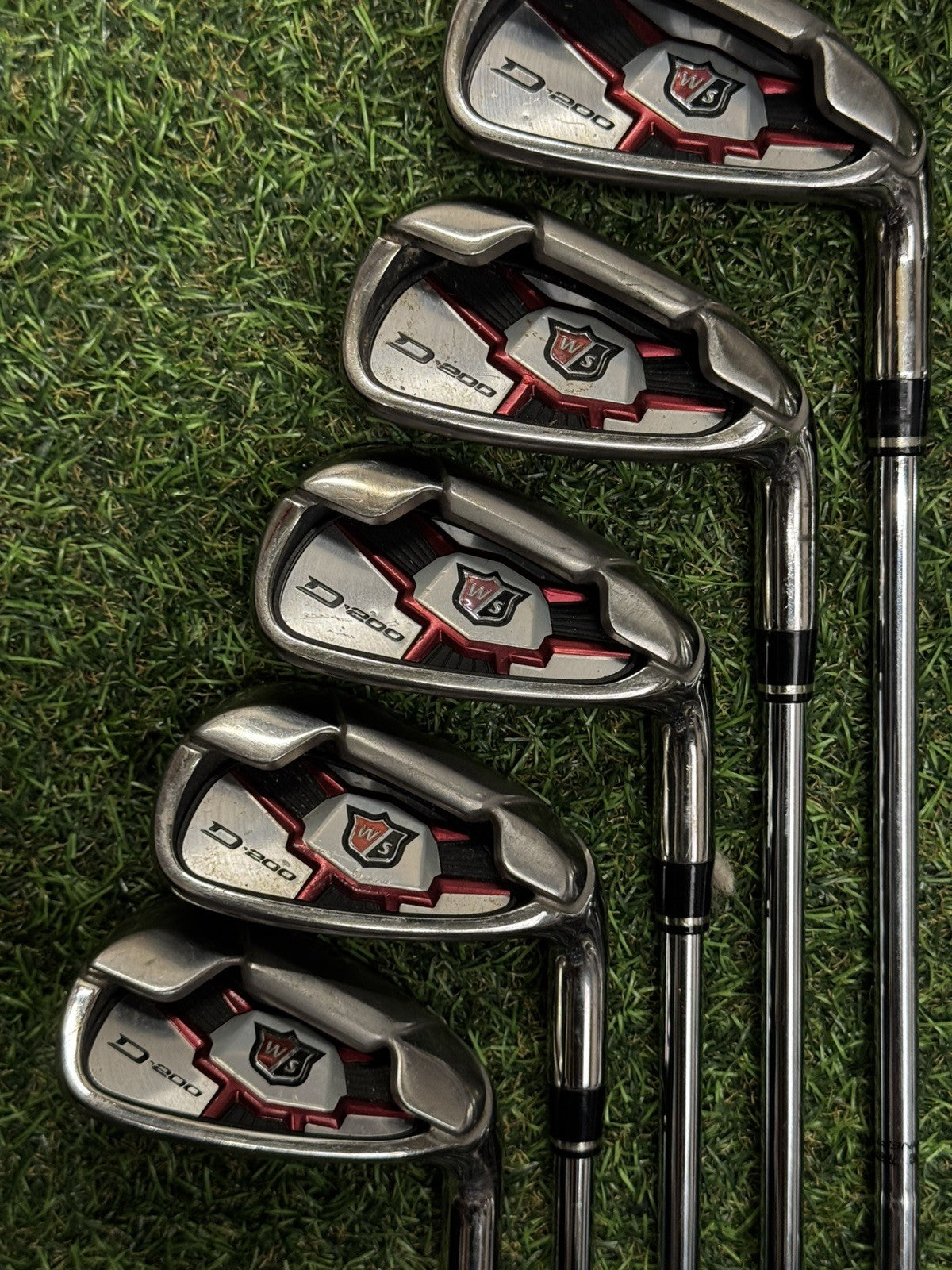 Wilson D200 Iron Set 5-PW+SW Uniflex Wilson Steel Shafts