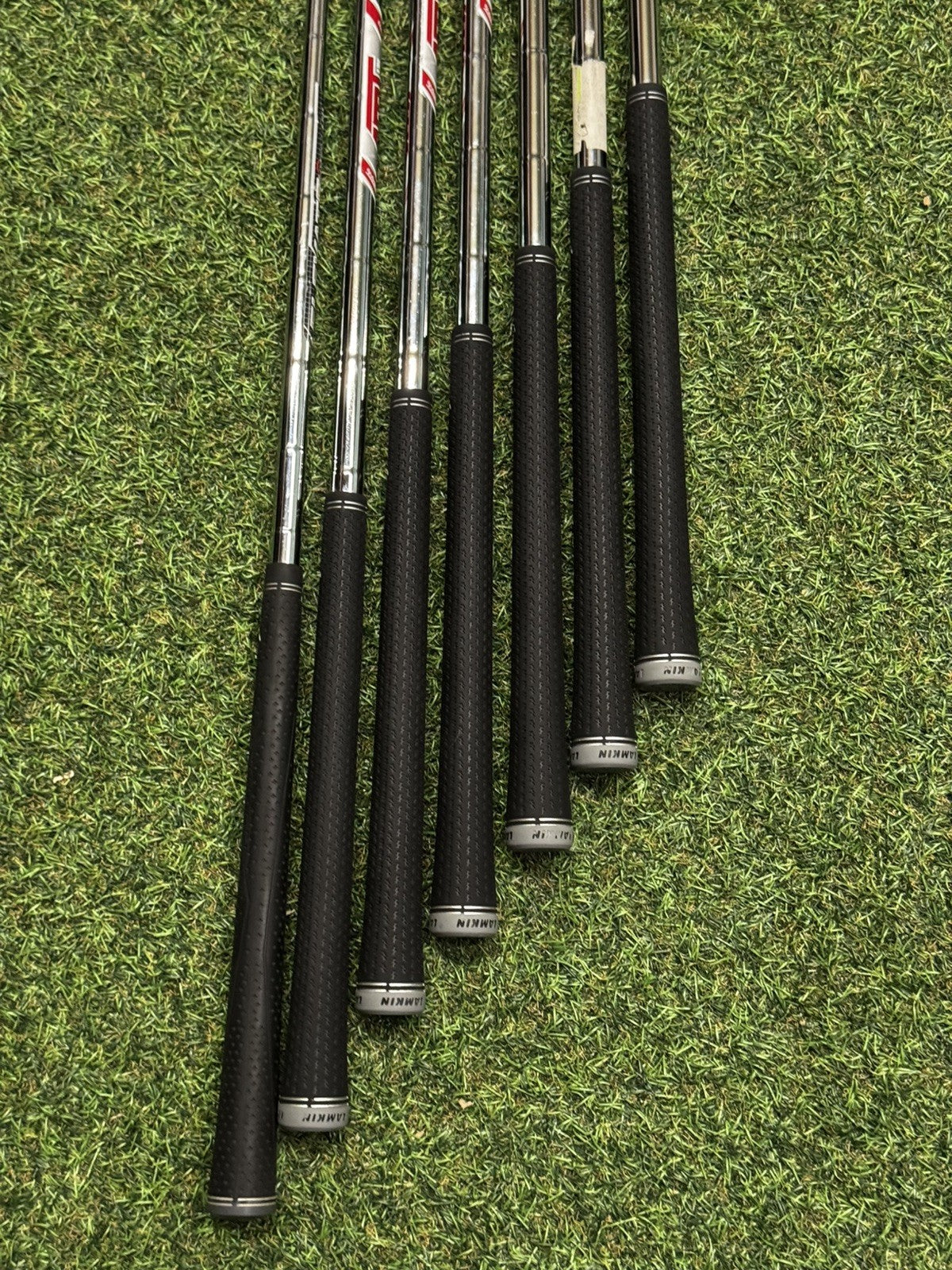Callaway Paradym Ai Smoke HL Iron Set 5-AW Regular Flex AMT Red R300 Shafts