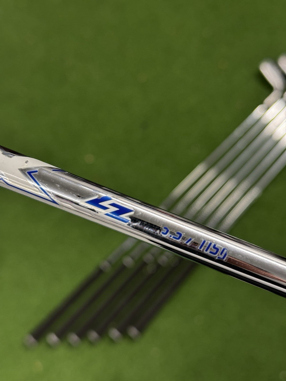 Titleist T100s Iron Set 4-PW Project X LZ 115g Regular Flex Shafts