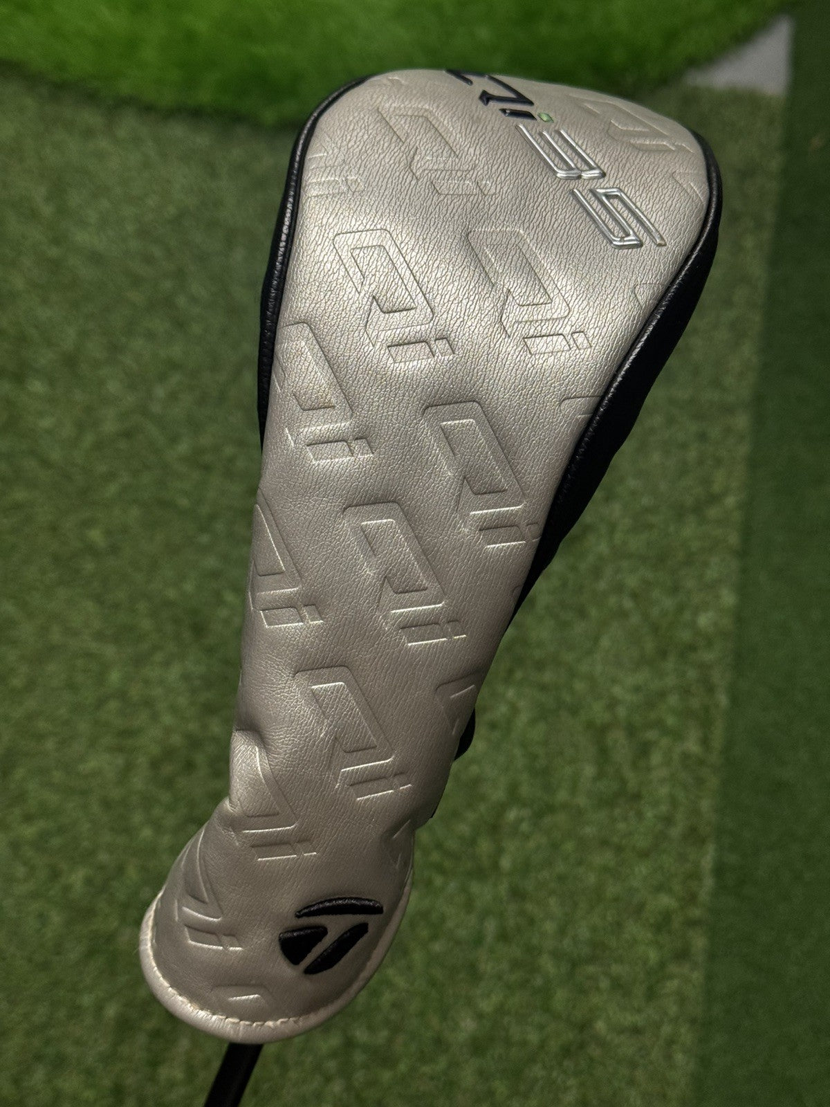 Taylormade Qi35 5 Wood 18 Degree Regular Flex Ventus Shaft