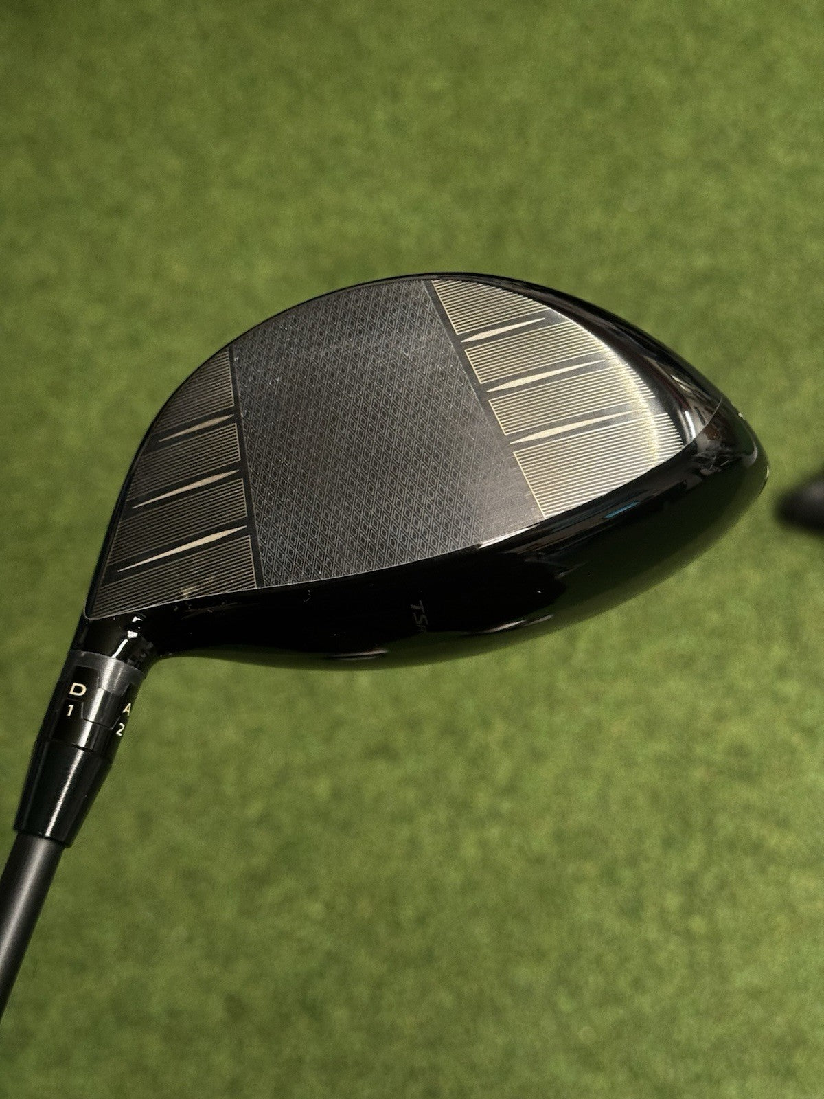 Titleist TSR3 Driver 10 Degree Stiff Flex HZRDUS 6.0 Shaft