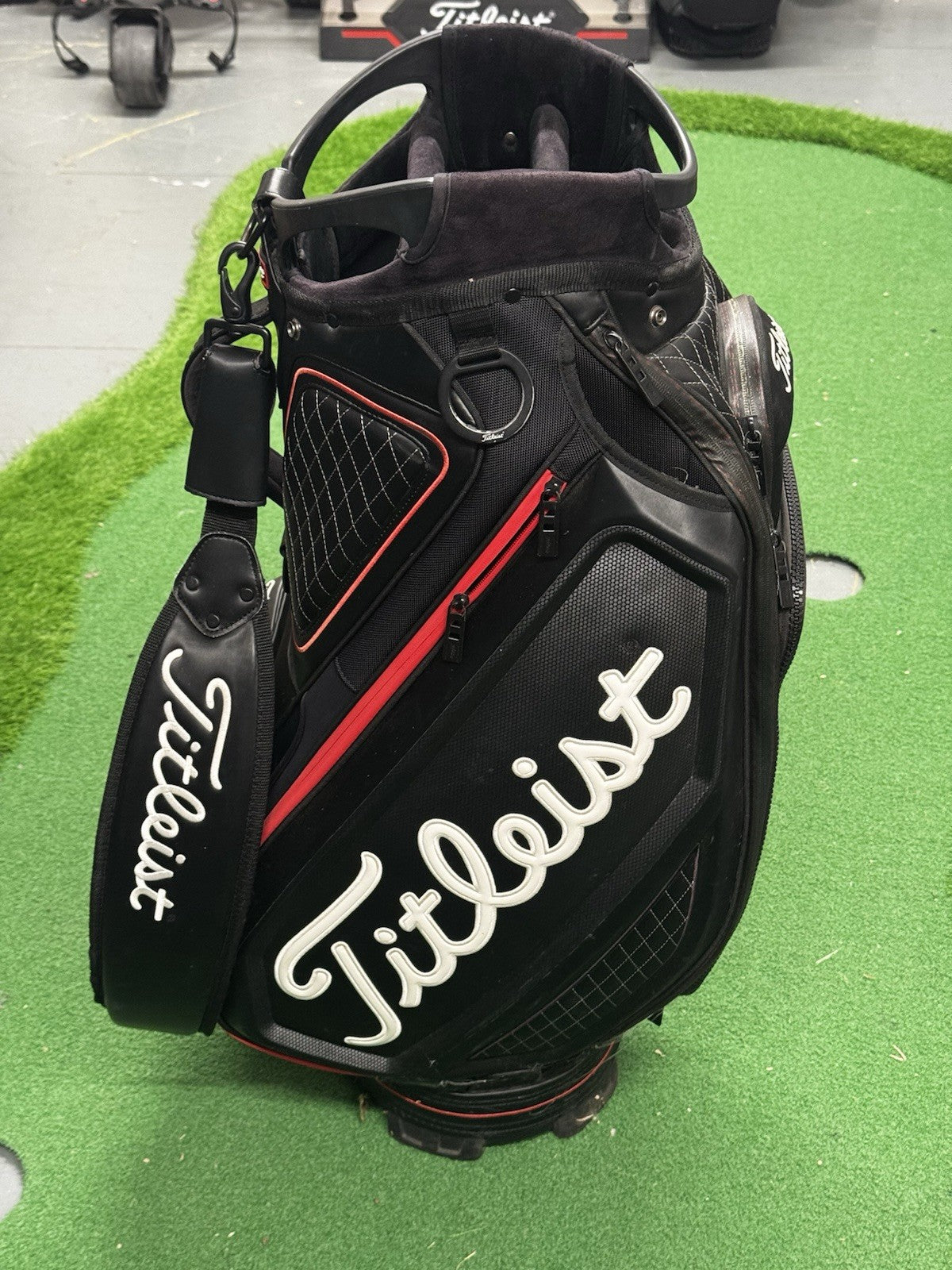 Titleist Tour Bag 6-Way Black/White/Red