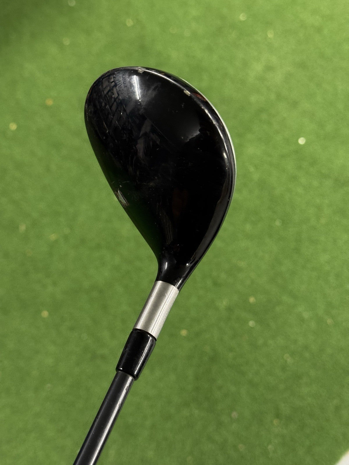 Titleist 906F2 5 Wood 18 Degree Regular Shaft