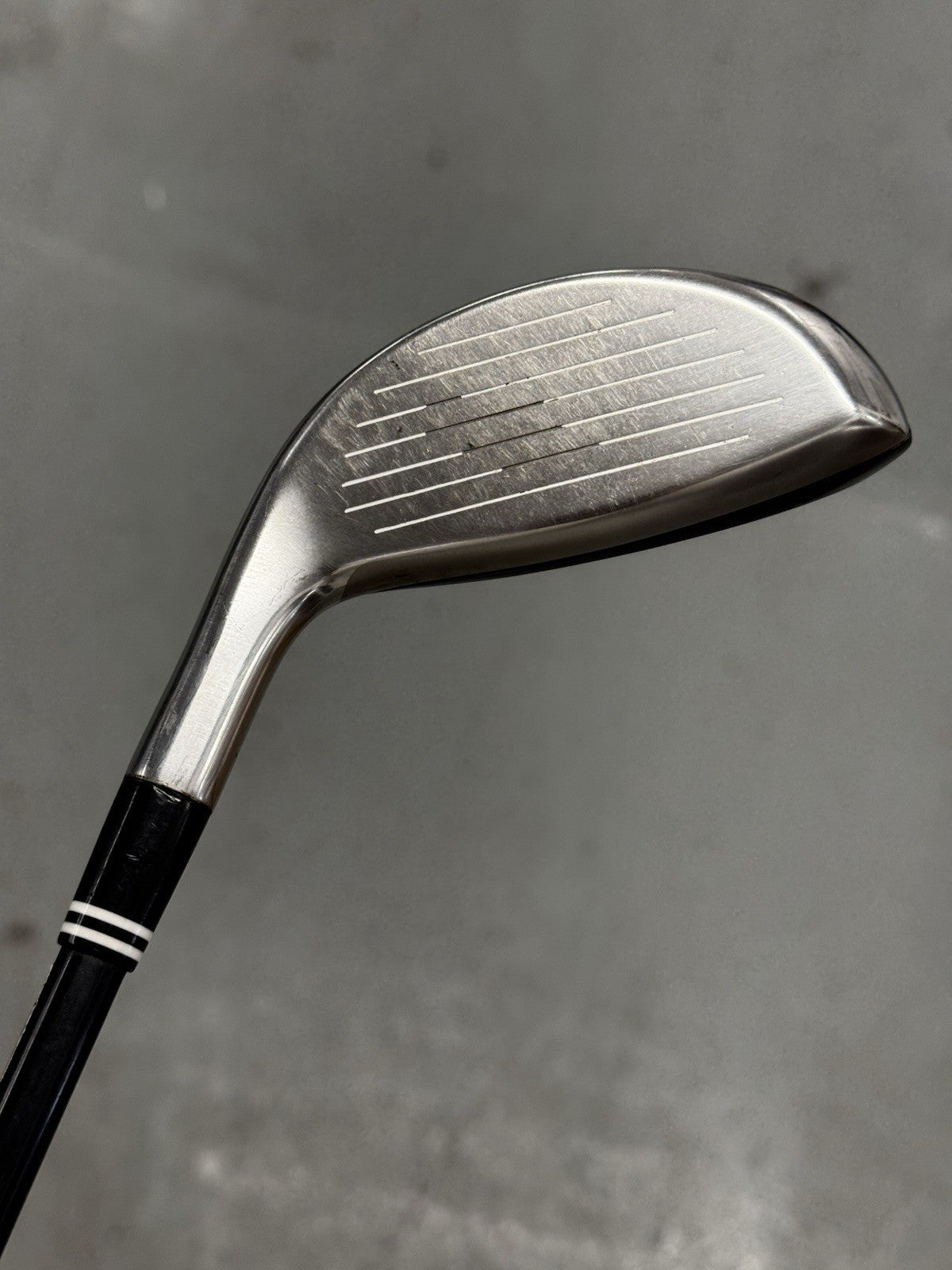 Cleveland Halo 19* 2i Hybrid Regular Flex Graphite Shaft