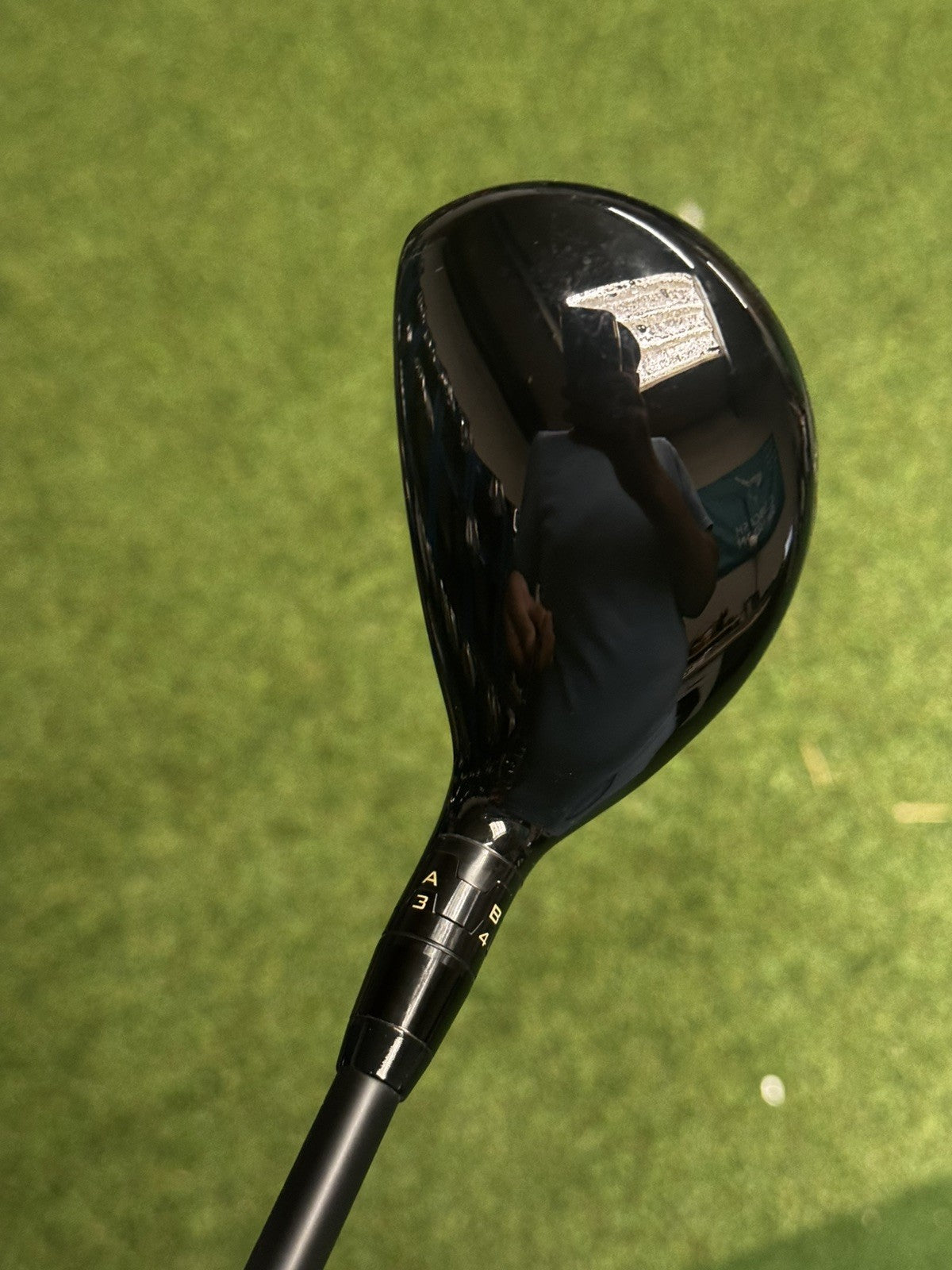 Titleist TSR3 4 Hybrid 21 Degree X Stiff Flex Shaft