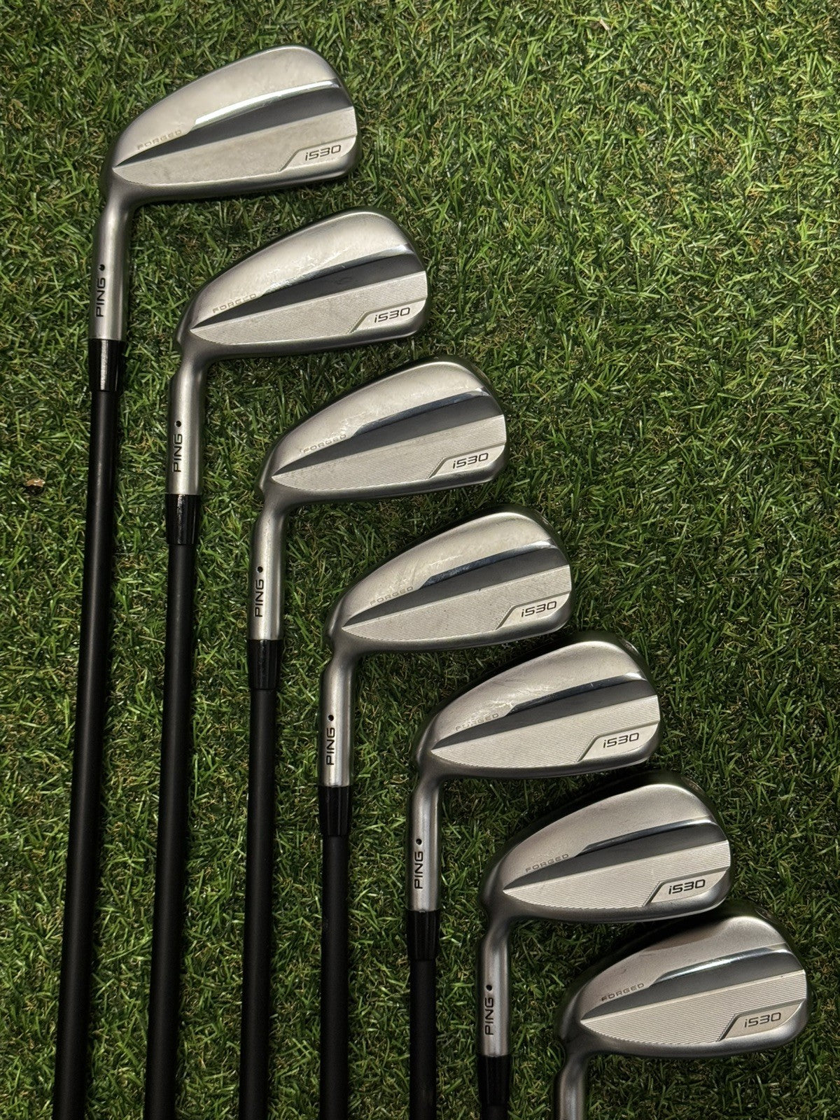 Ping i530 Left Hand Iron Set 5-PW+UW Black Dot Regular Flex Alta CB Shafts