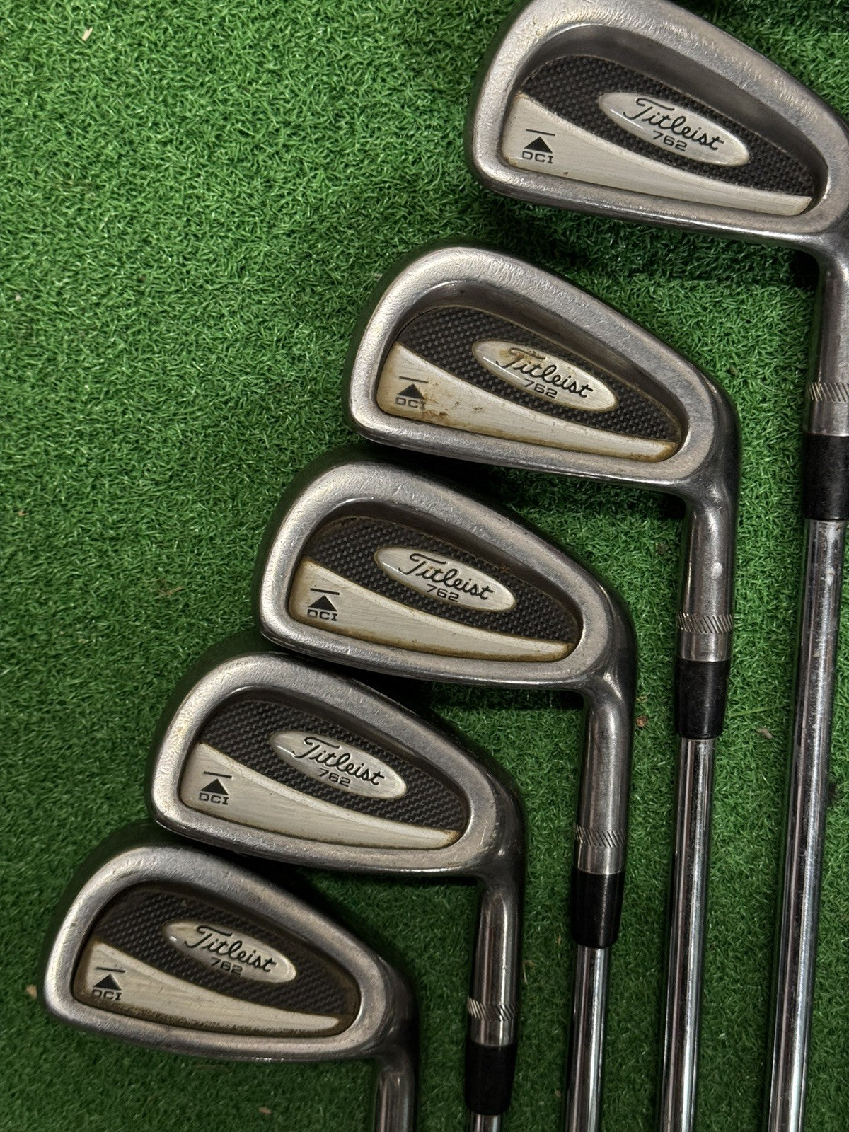 Titleist DCI 762 Iron Set 3-PW Regular Flex Dynamic Gold R300 Shafts