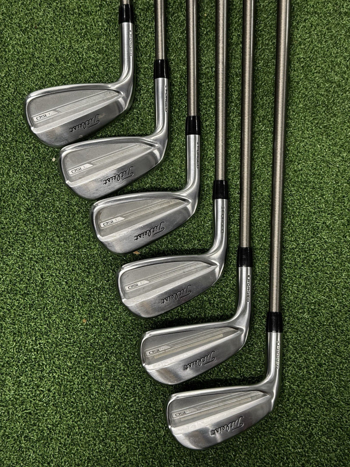 Titleist Left Hand T150 Iron Set 6-Gw Regular SteelFiber Shafts -1 Inch