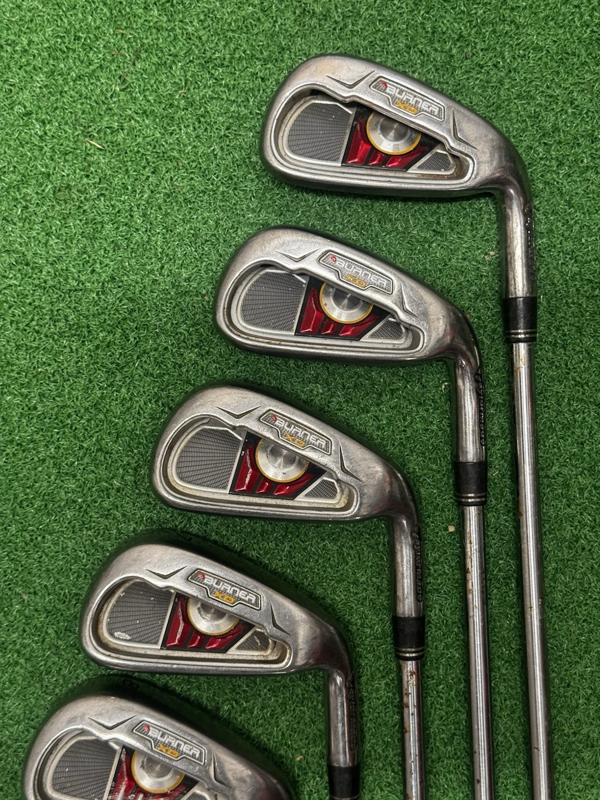 TaylorMade Burner XD Iron Set 4-Pw Regular Steel Shafts