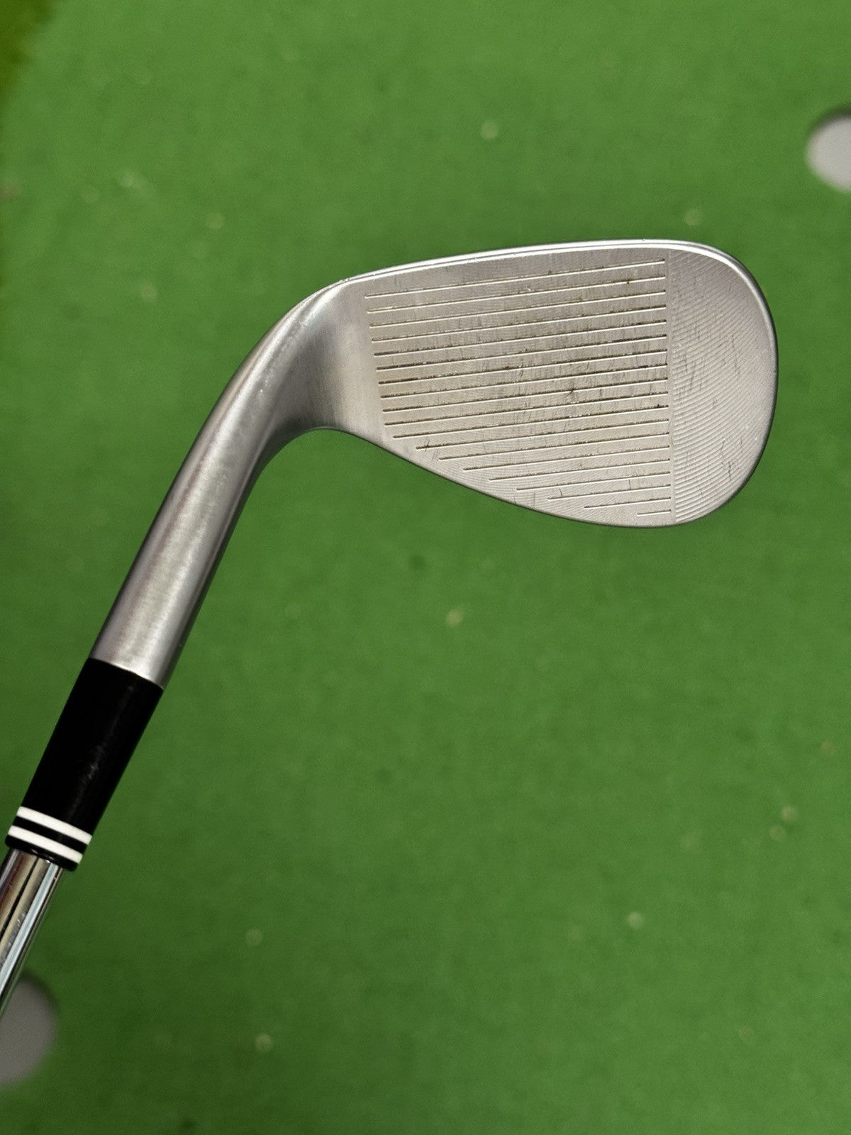 Cleveland RTX ZipCore Sand Wedge 56 Degree Wedge Flex Dynamic Gold Spinner Shaft