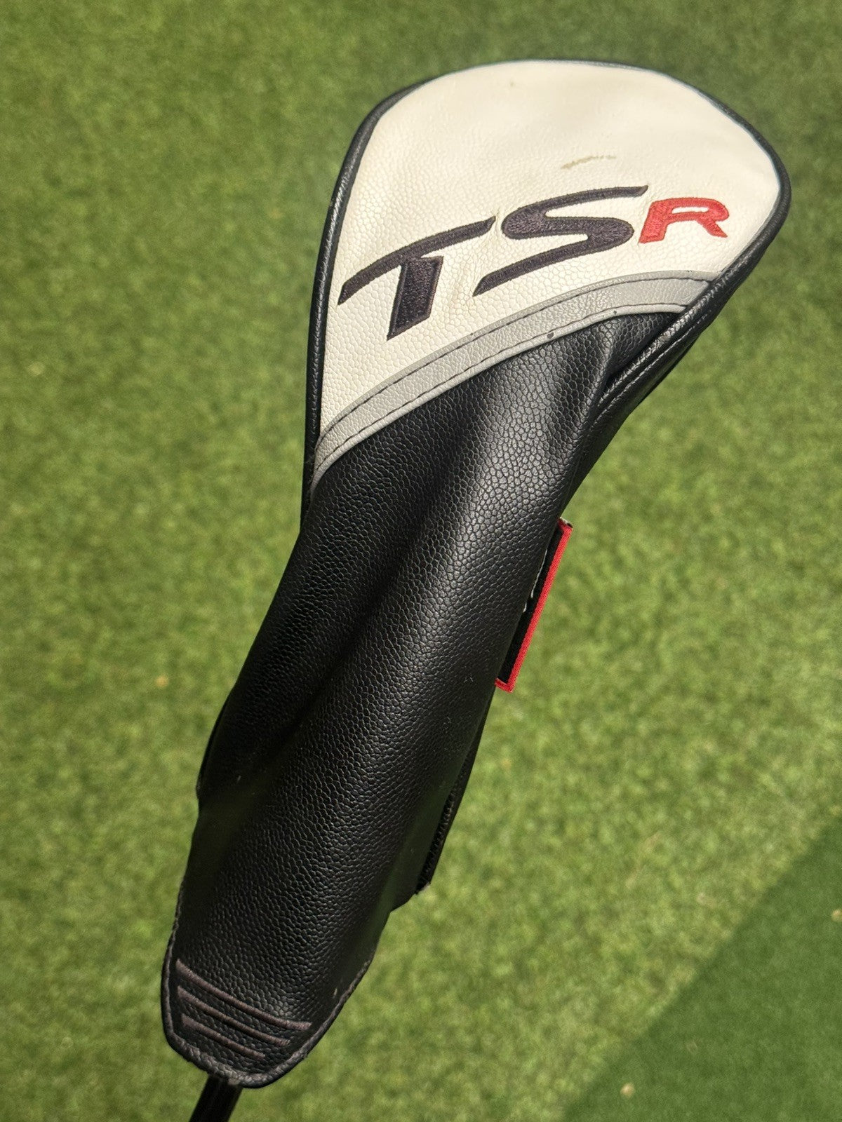 Titleist TSR1 5 Wood 18 Degree Stiff Flex TENSEI AV Blue 65 Shaft
