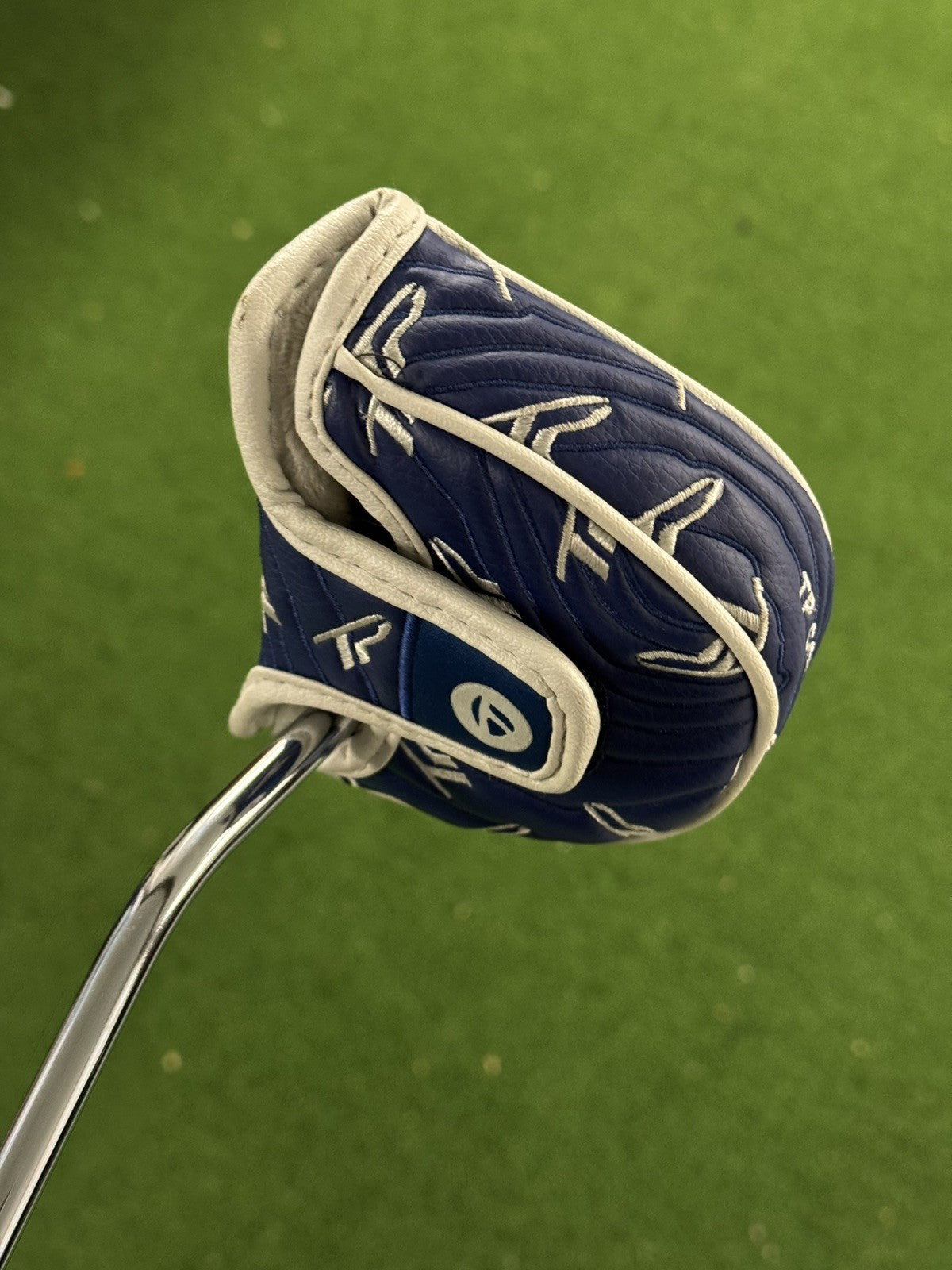 Taylormade TP Hydro Blast Collection Chaska Putter 34 Inch Wristlock Grip