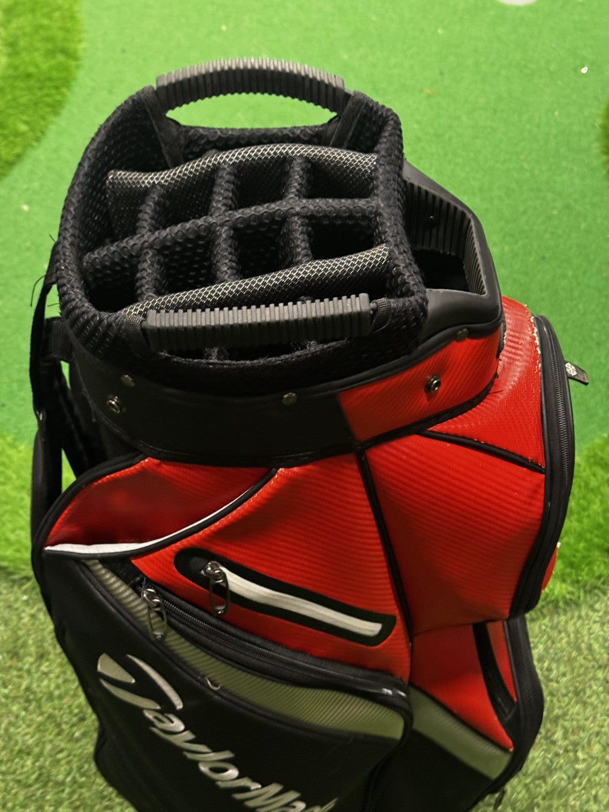 Taylormade Deluxe Cart Trolley Bag Red/Black