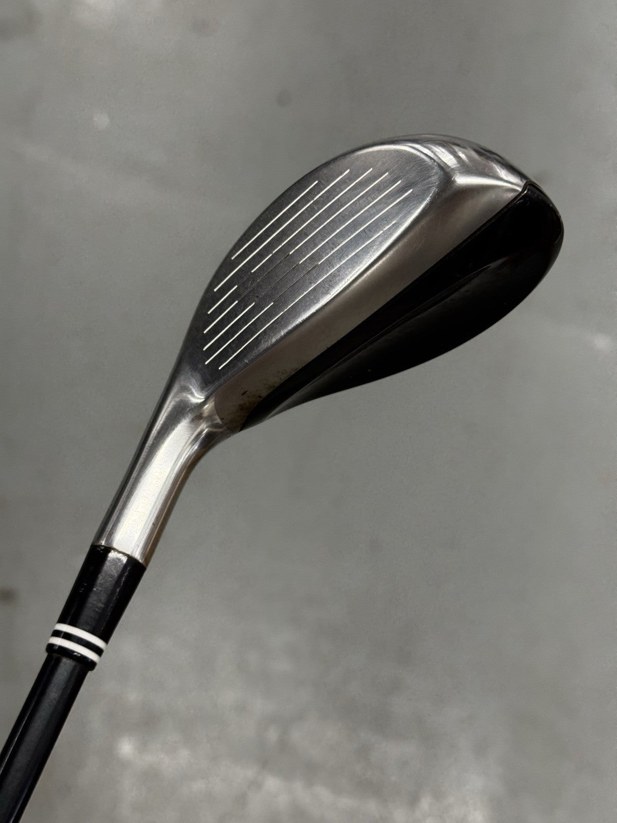 Cleveland Halo 19* 2i Hybrid Regular Flex Graphite Shaft