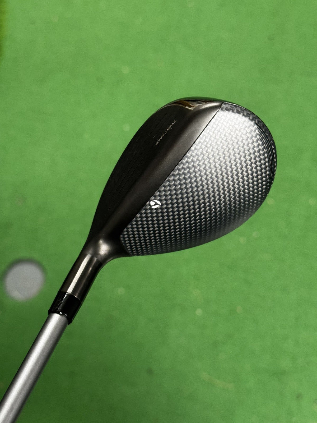 Taylormade Qi35 Max 4 Hybrid 23 Degree Regular Flex  Shaft -0.5 Inch