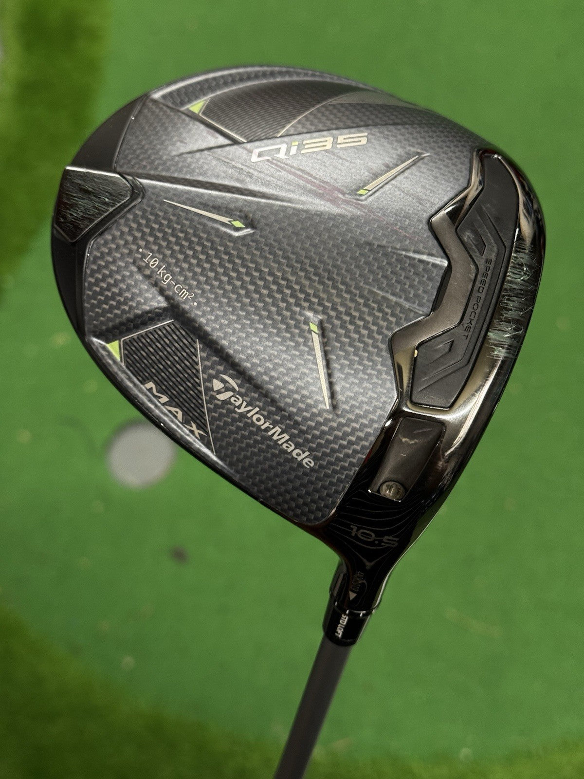 TaylorMade QI35 Max Driver 10.5 Degree Regular Flex Air Speeder Shaft
