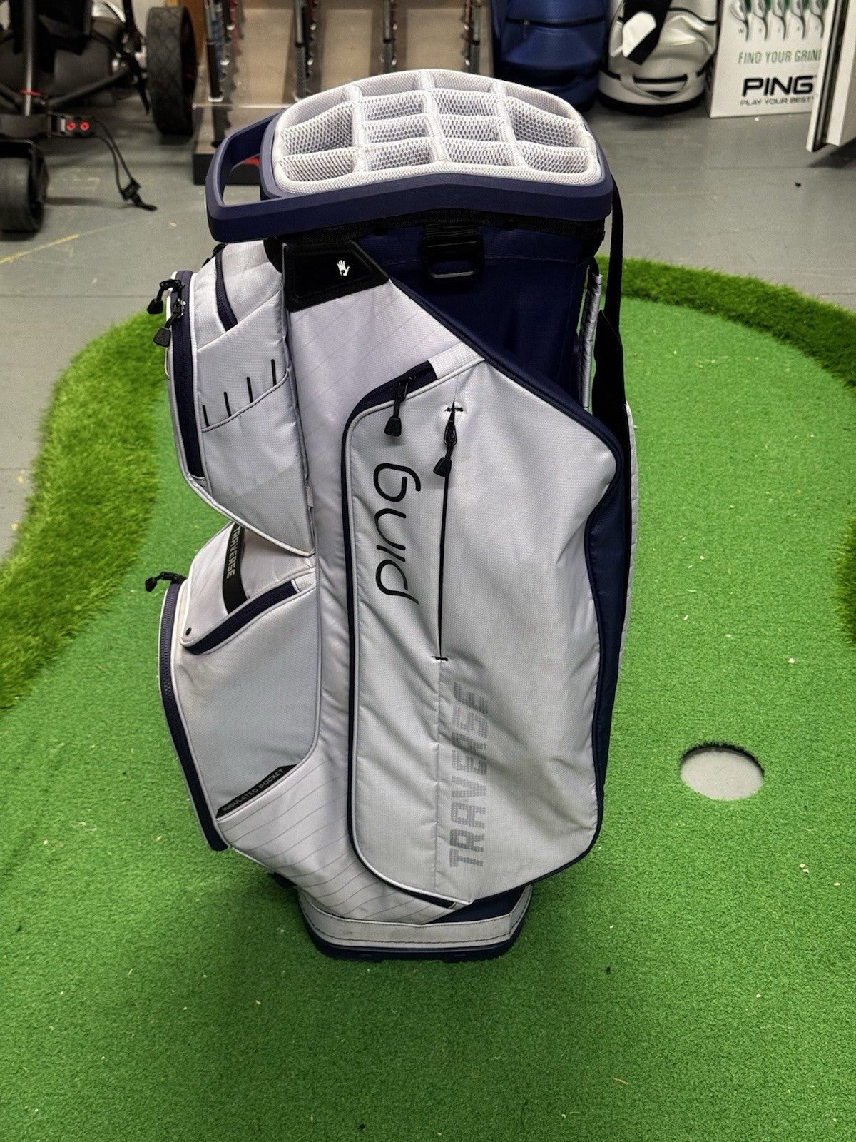 Ping Traverse Cart Bag Lilac/Plum