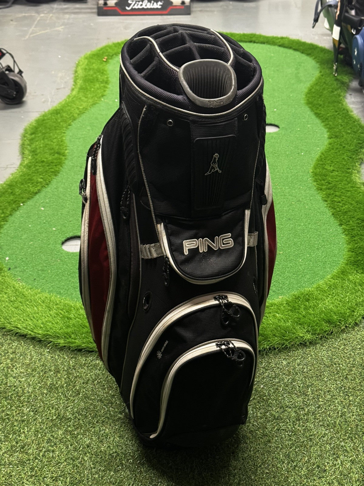 Ping Pioneer Cart Bag with Raincover 
