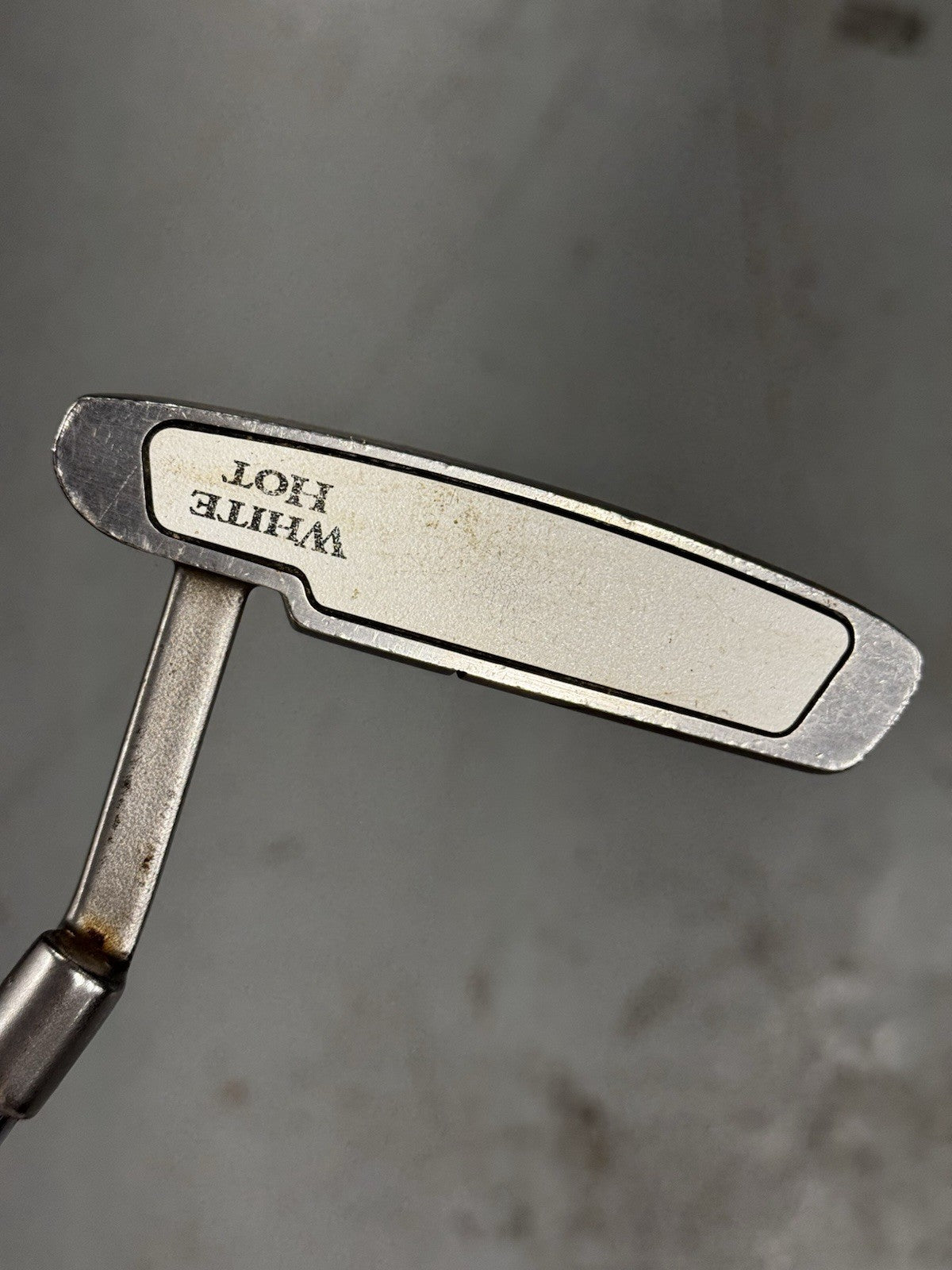 Odyssey White Hot #1 Putter / 34 Inch *Used*