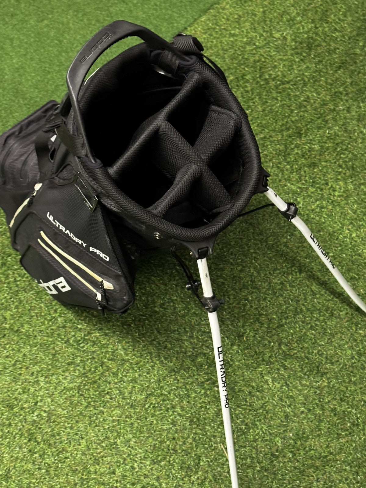 Cobra UltraDry Pro Stand Bag Black 