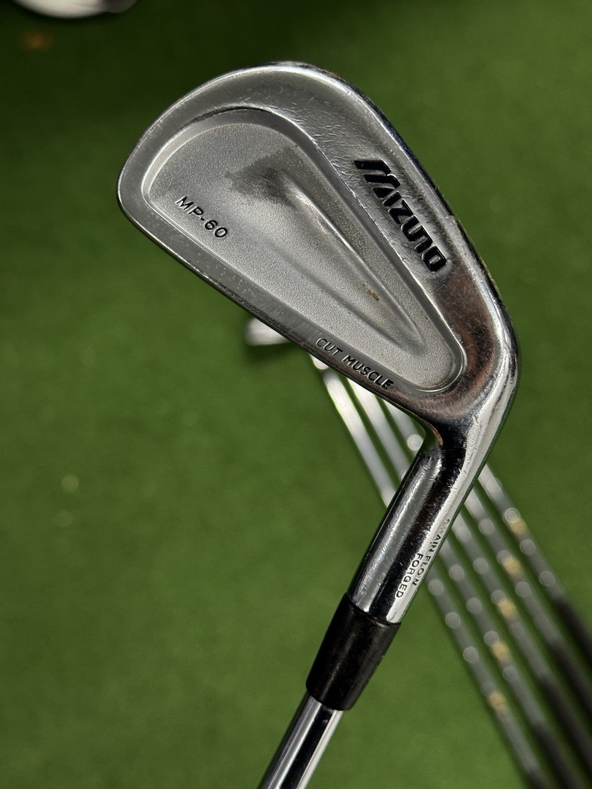 Mizuno MP-60 Iron Set 4-PW Regular Flex Dynamic Gold Shafts