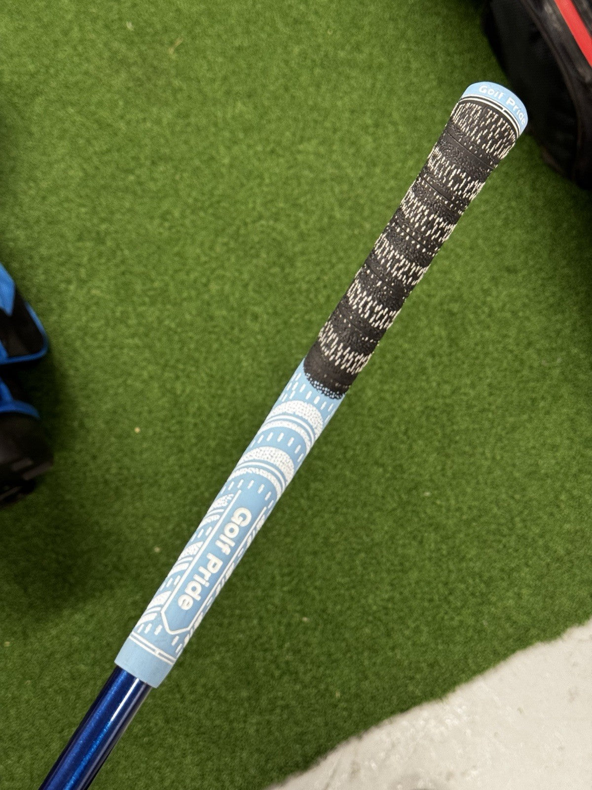 Taylormade Qi10 #4 Hybrid 22 Degree Stiff Flex Fujikura Ventus TR Blue 7 Shaft
