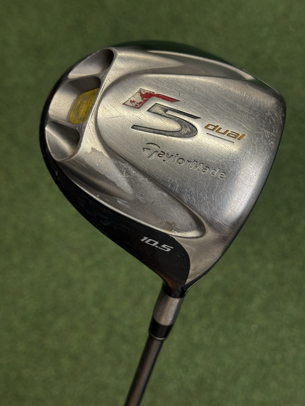 TaylorMade R5 Dual Driver 10.5 Degree Regular Flex Shaft *Cut down 2 inches*
