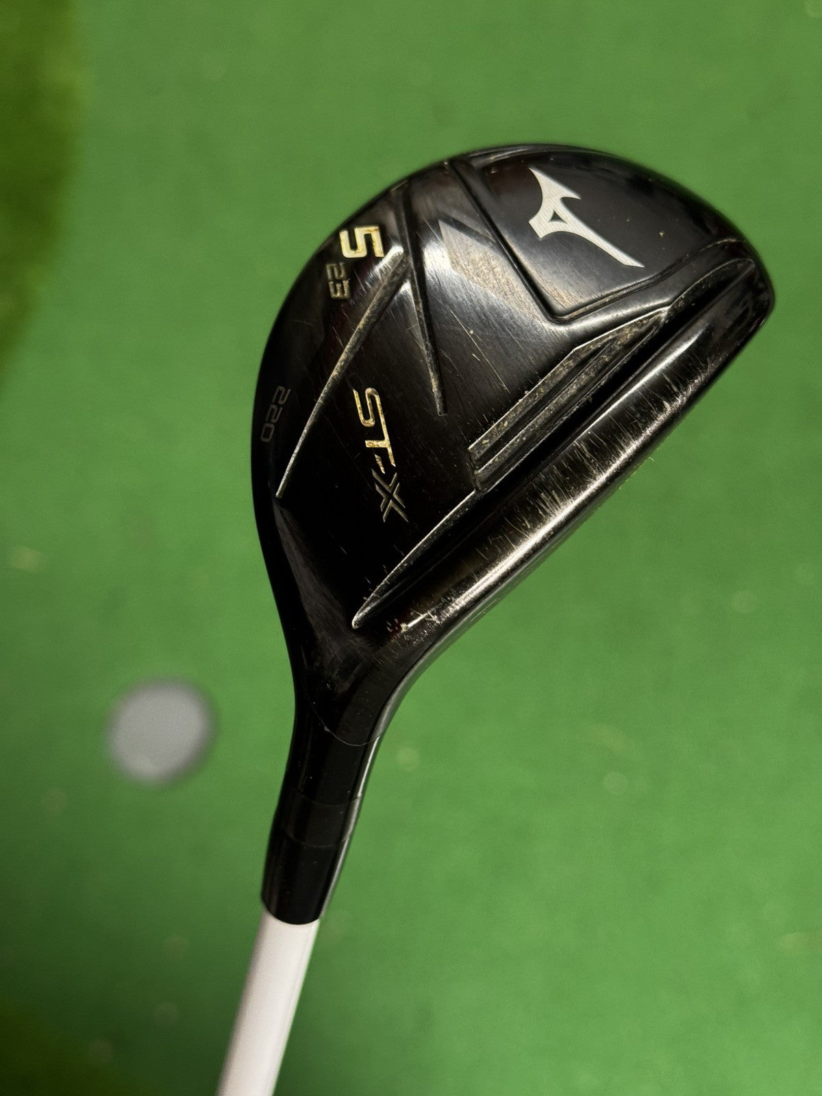 Mizuno ST-X 220 5 Hybrid 23 Degree Regular Flex Aldila Ascent 50 Shaft