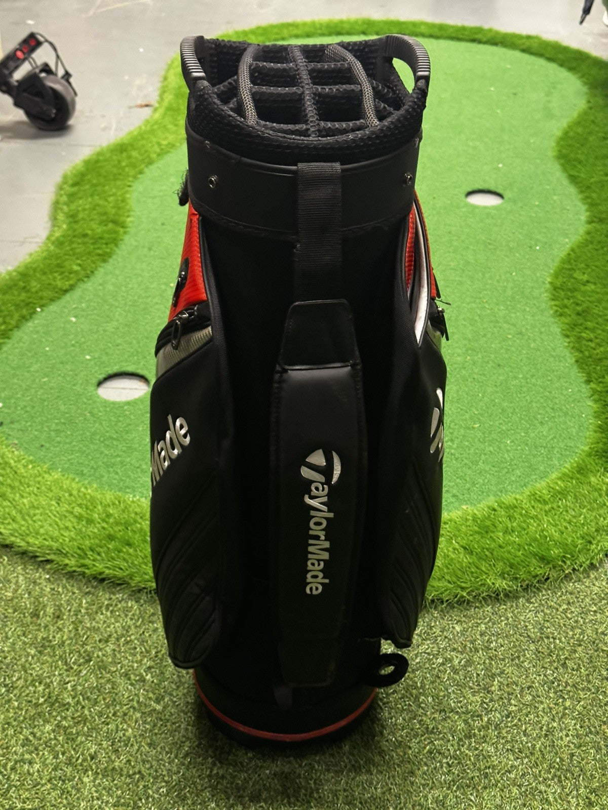 Taylormade Deluxe Cart Trolley Bag Red/Black