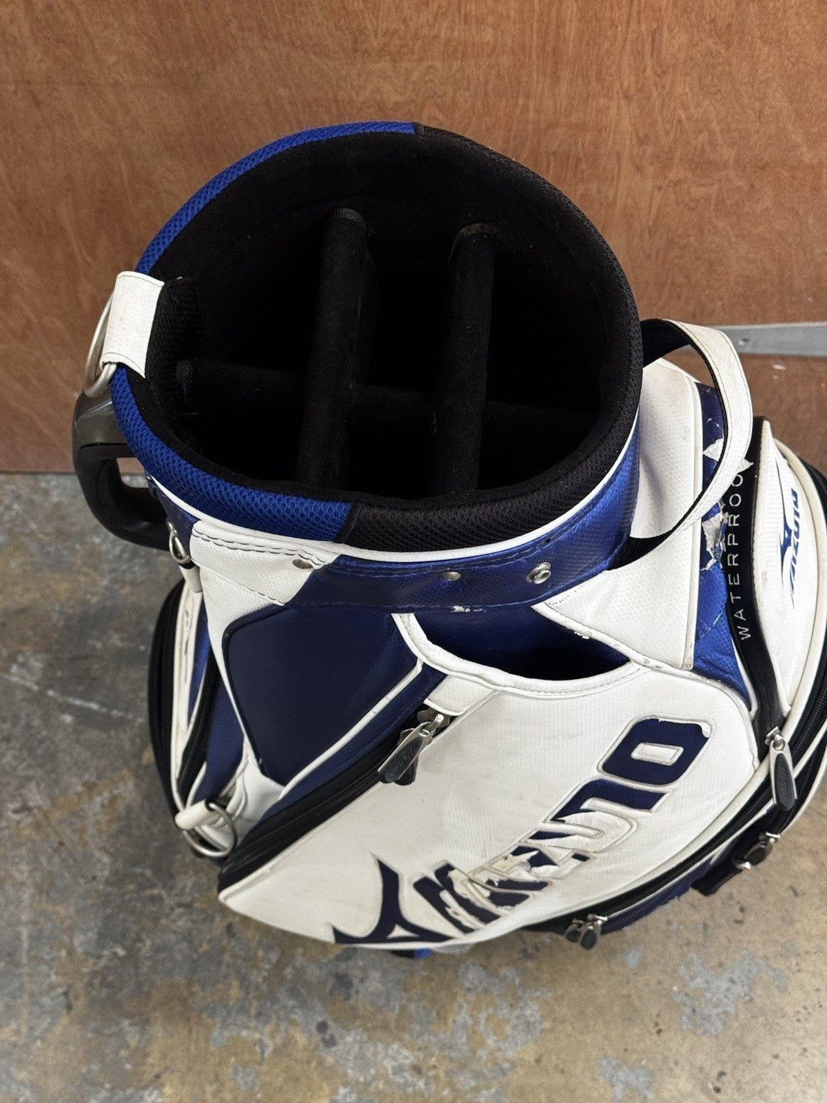 Mizuno Tour Cart Bag White/blue *Used*