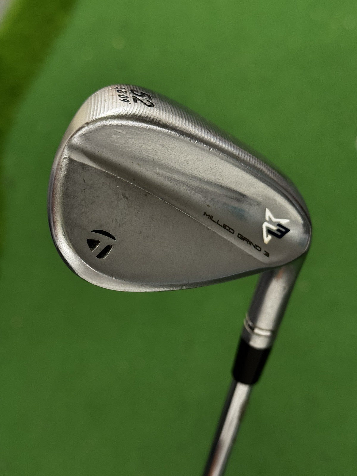 Taylormade Milled Grind 3 Chrome Gap Wedge 52 Degree S200 Shaft -0.5 Inch