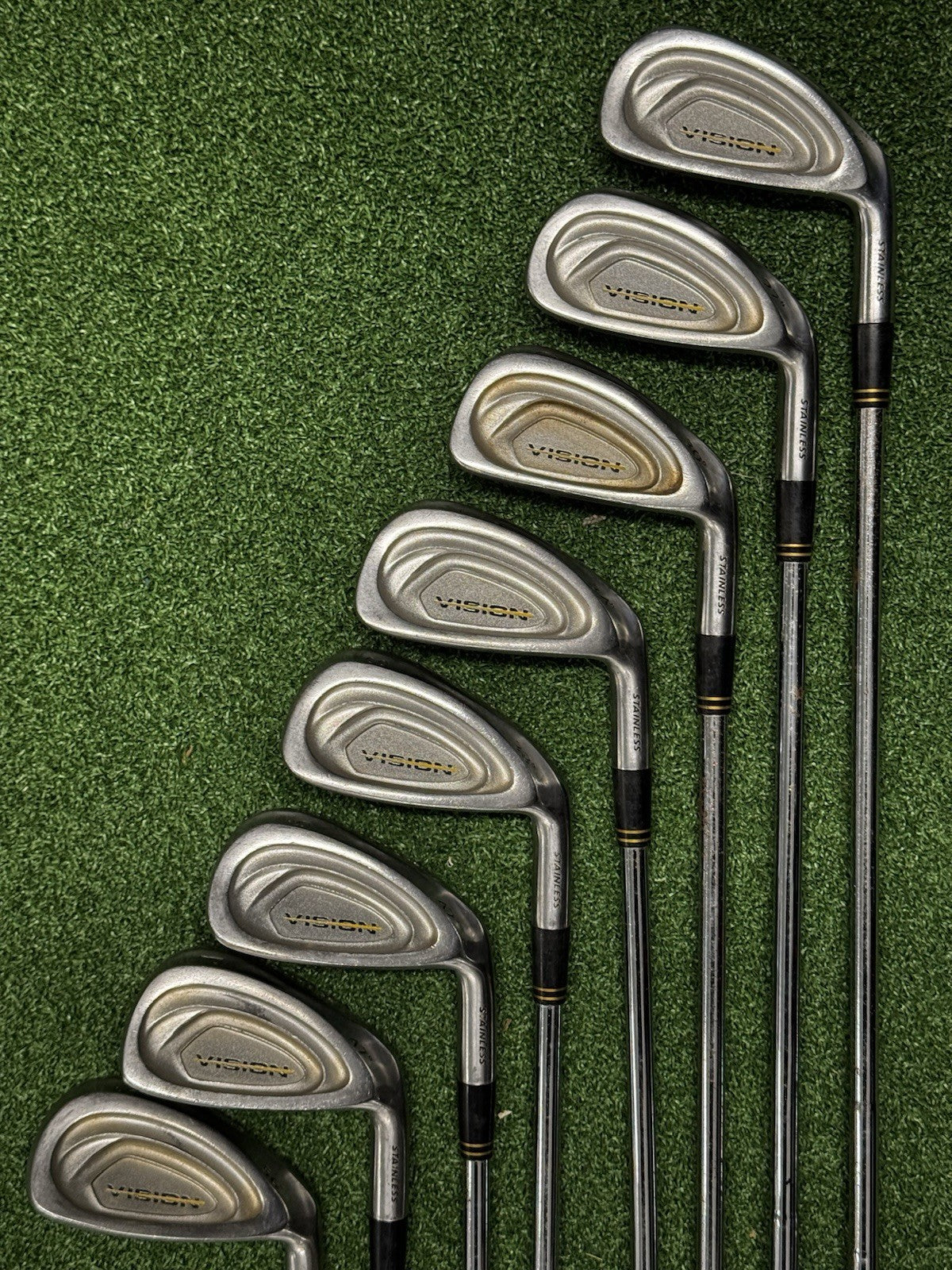 Vantage Vision Iron Set 4-SW Regular Steel Shafts