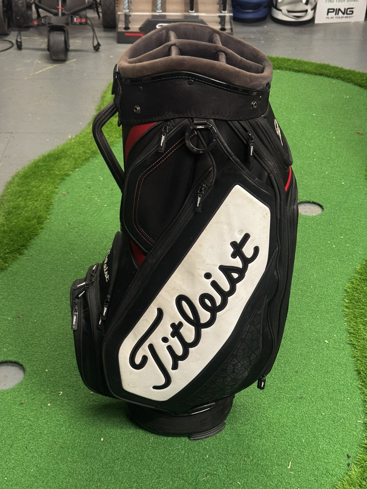 Titleist Midsize Tour Cart Trolley Golf Bag