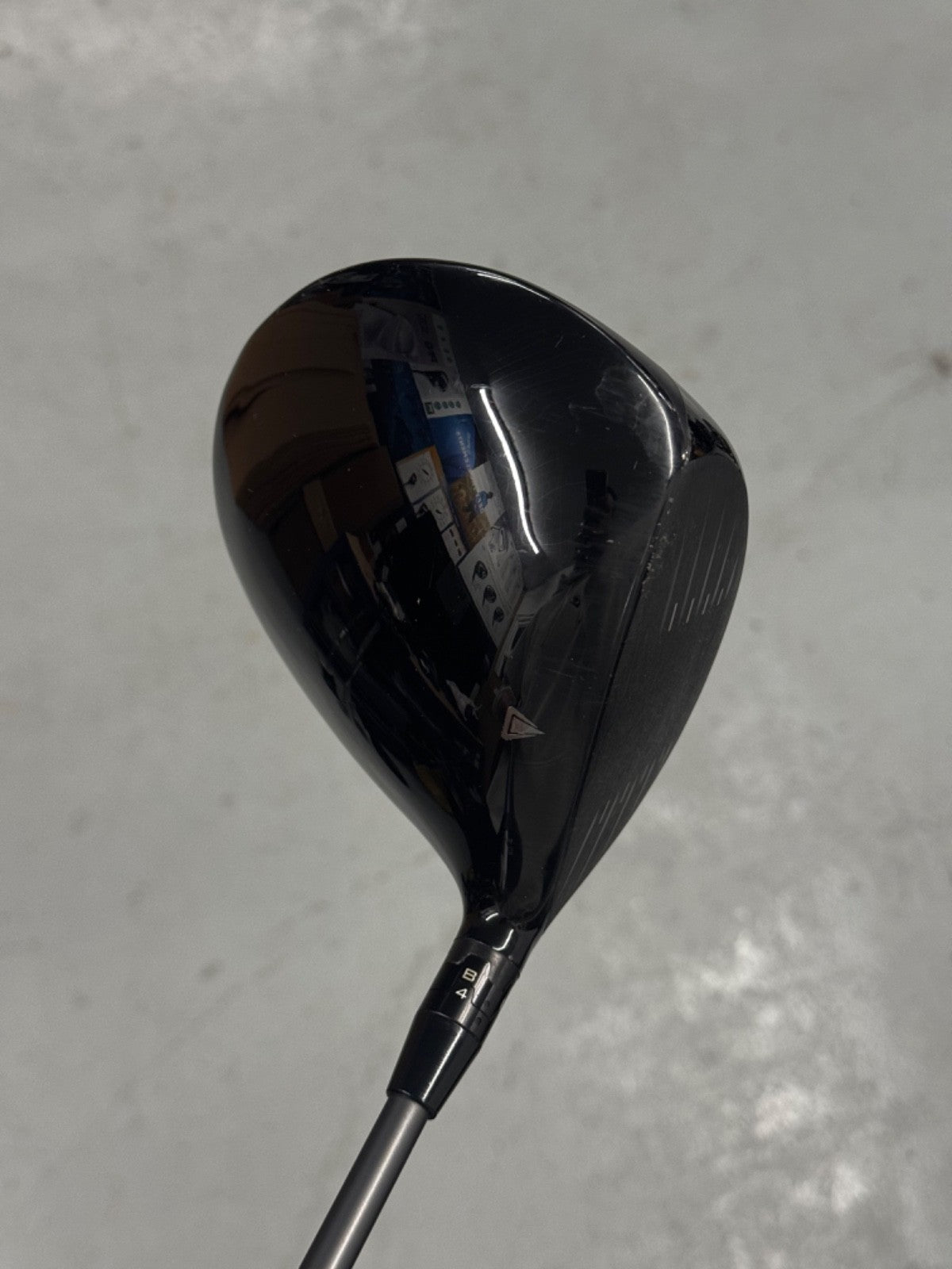Left Hand Titleist TS2 Driver 9.5 Degree Regular Flex Hzrdus Black Shaft *used*