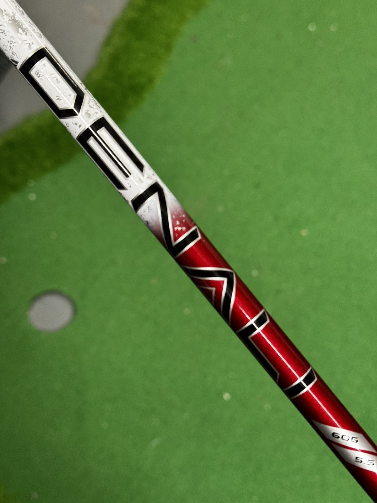 Titleist GT2 3 Wood 16.5 Degree Regular Flex Denali Red 60 Shaft