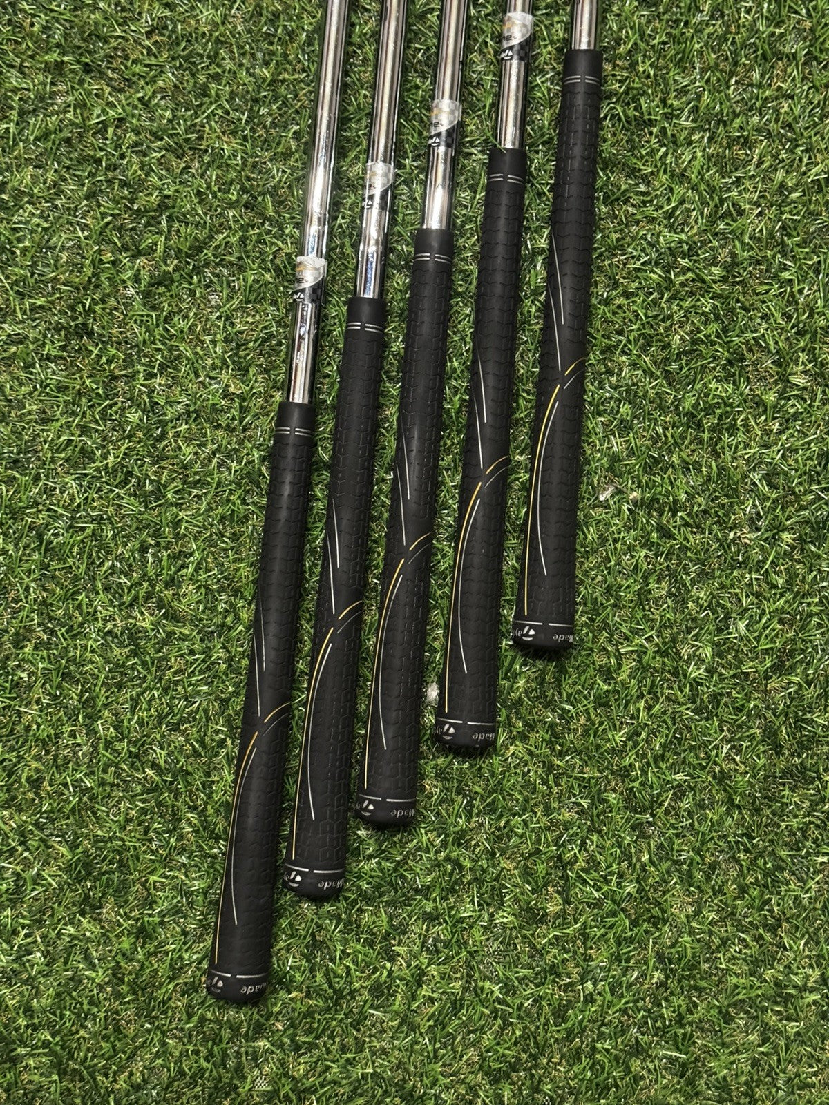 Taylormade Burner Plus Iron Set 6-Pw Regular UniFlex Steel Shafts