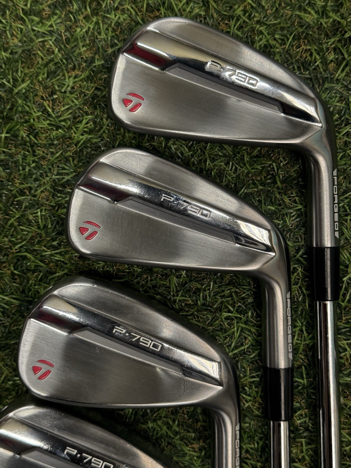 TaylorMade P790 2025 Iron Set 6-PW Regular Steel Shaft -0.5 Inch