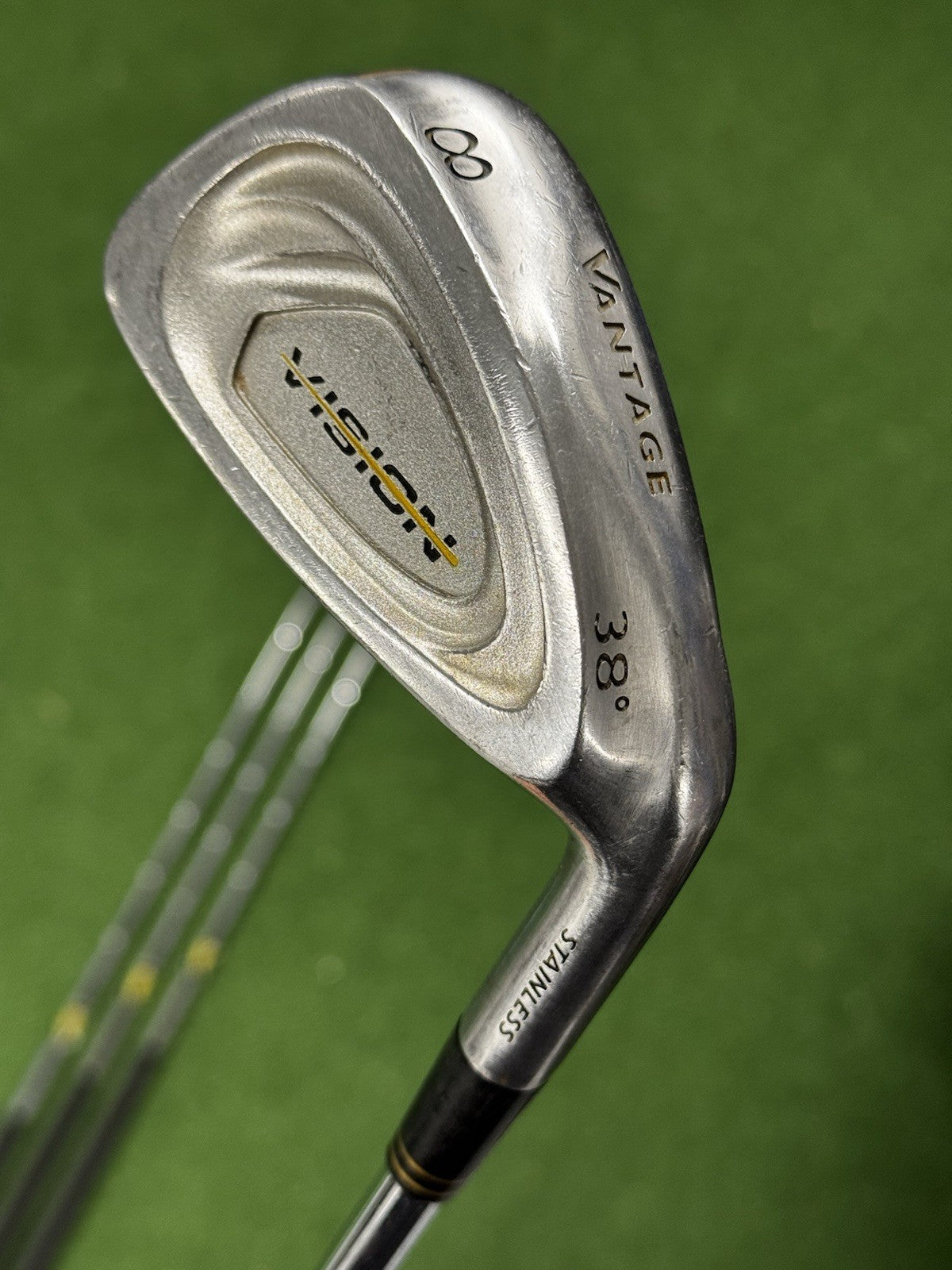 Vantage Vision Iron Set 4-SW Regular Steel Shafts