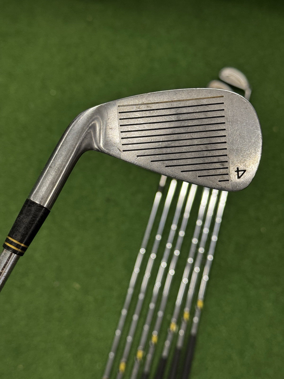 Vantage Vision Iron Set 4-SW Regular Steel Shafts